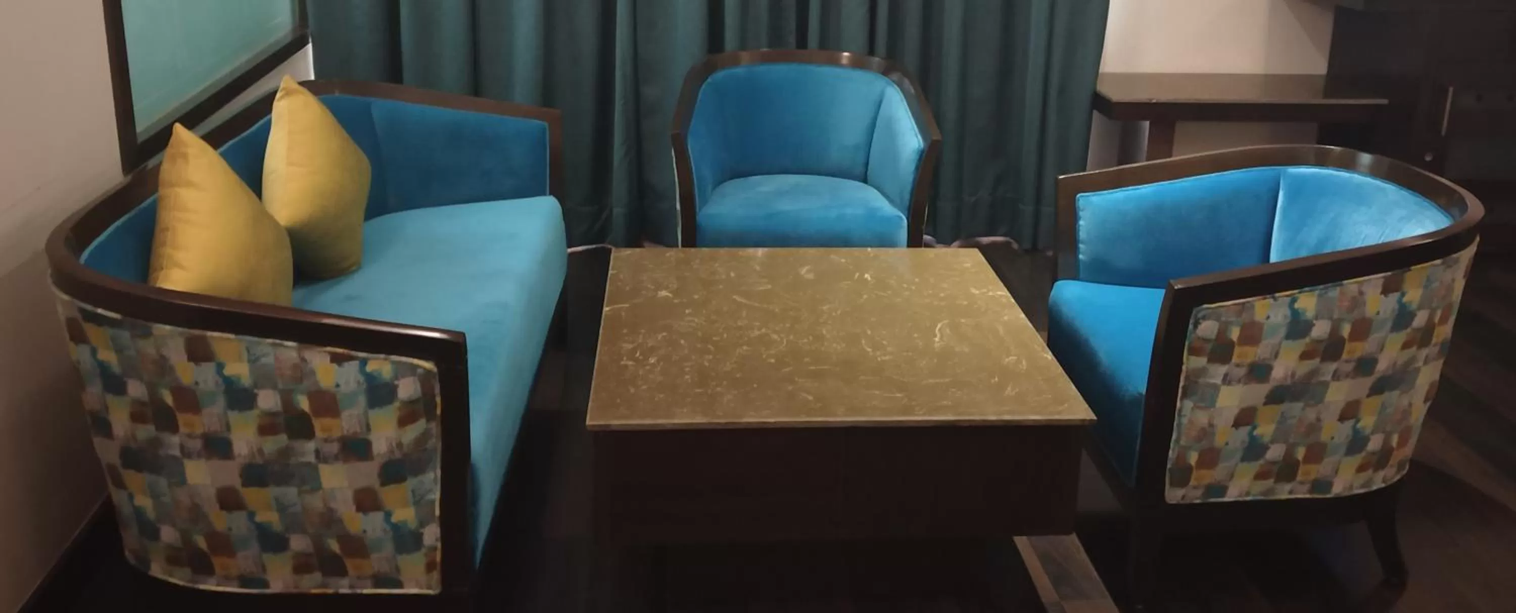 Living room in Best Western Maryland