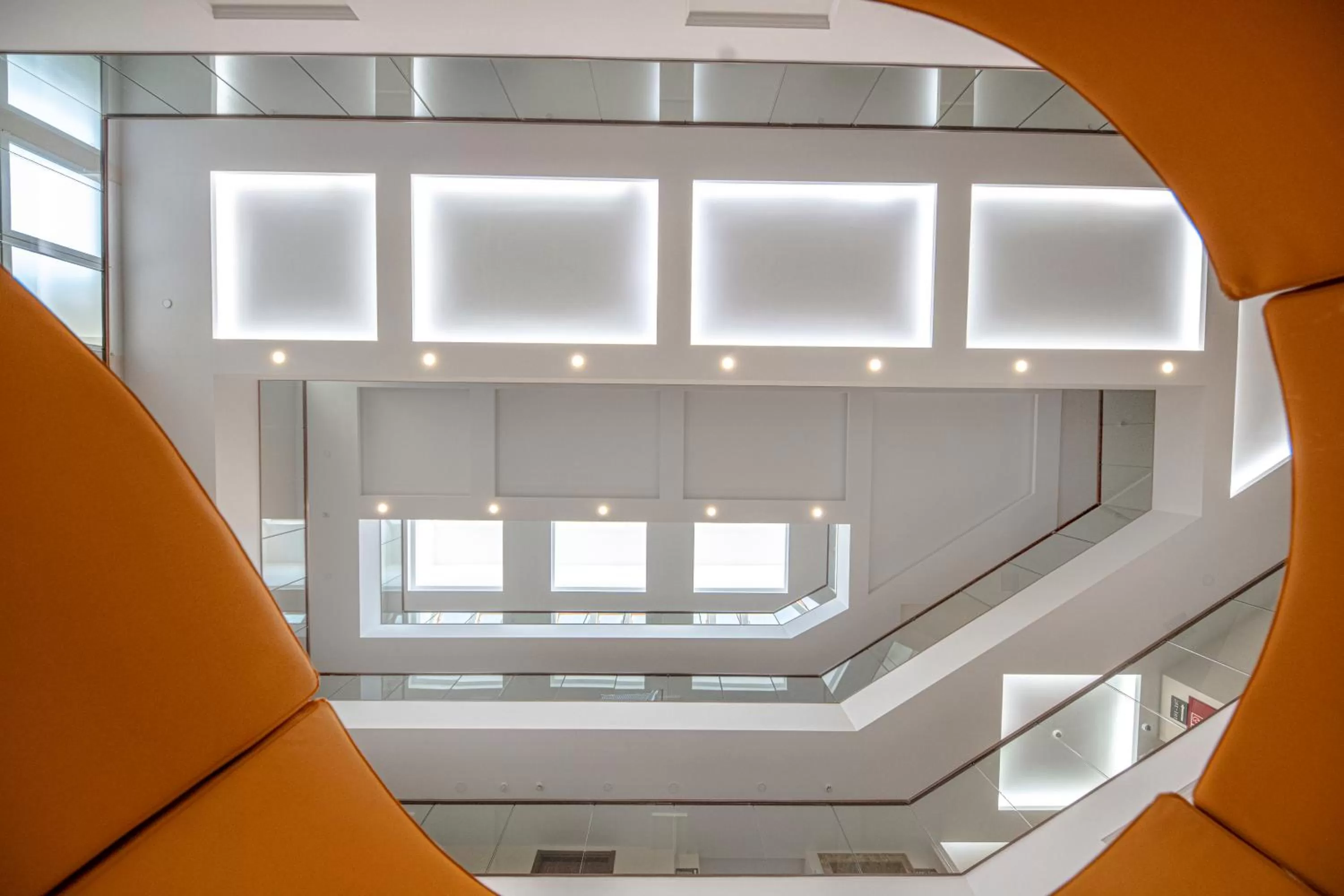 Property building in Willis Hotel Business & Wellness