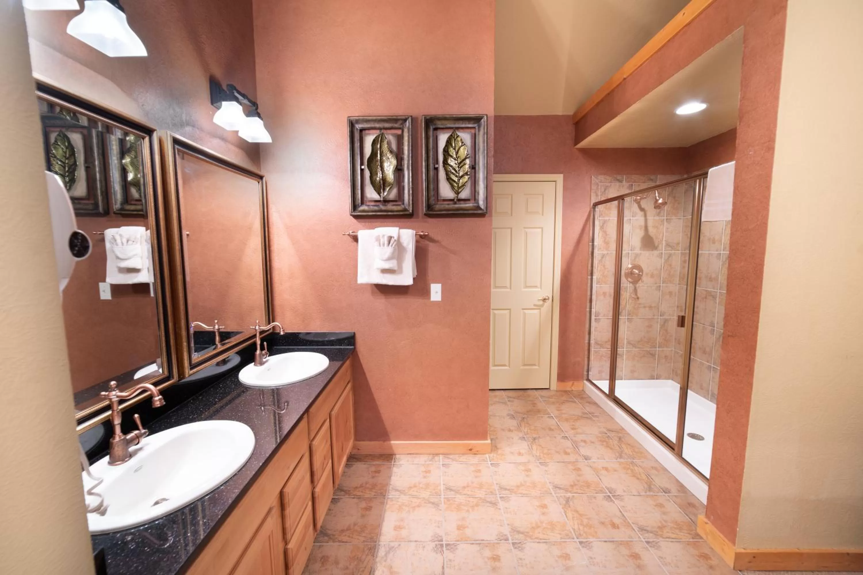 Shower, Bathroom in Cabins at Grand Mountain