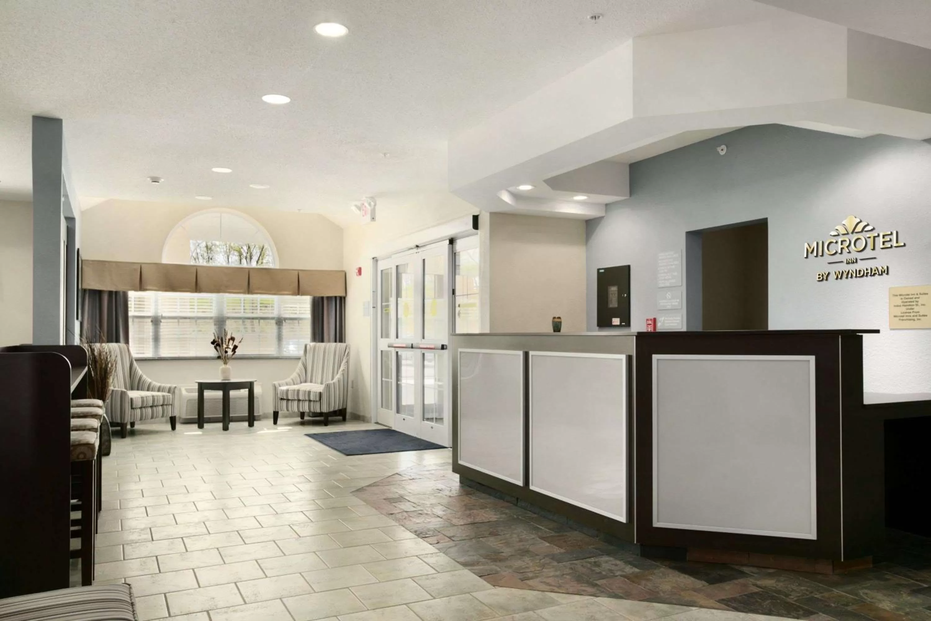 Lobby or reception in Microtel Inn and Suites by Wyndham - Geneva
