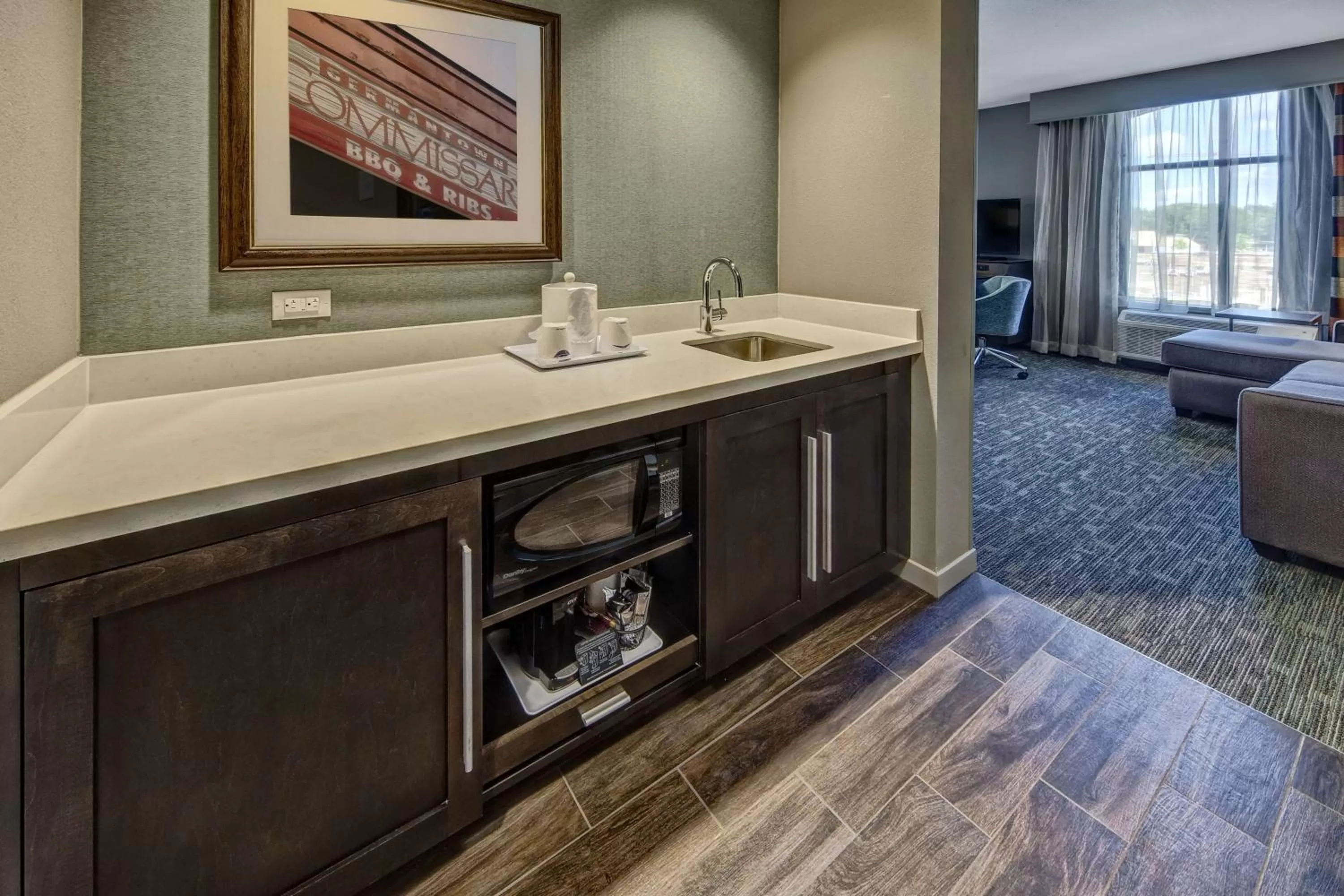 Bedroom in Hampton Inn & Suites Memphis Germantown