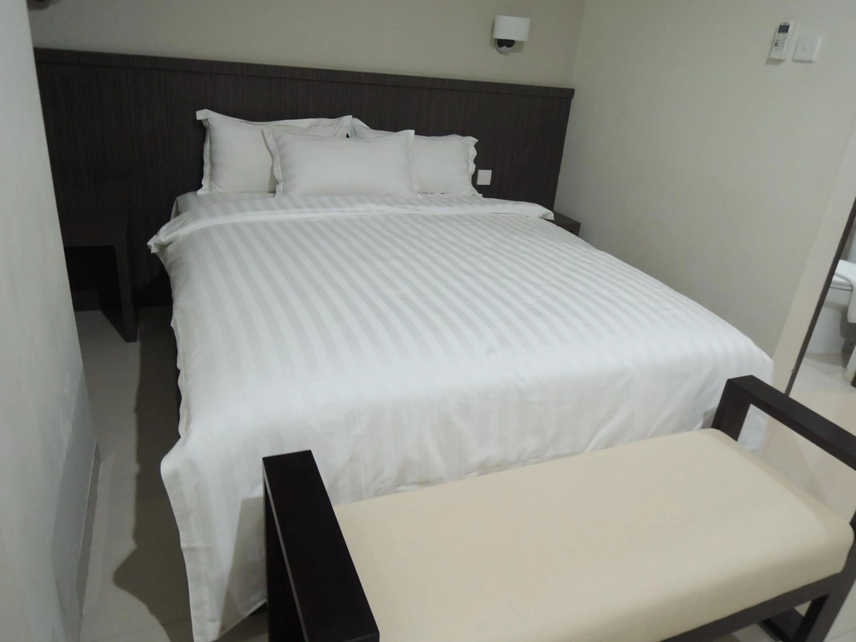 Bed in Harlys Residence