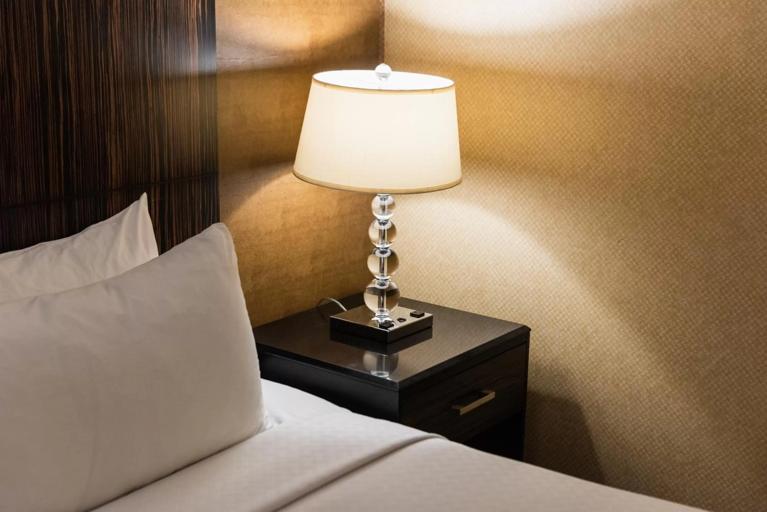Bedroom, Bed in Crowne Plaza Newark Airport by IHG