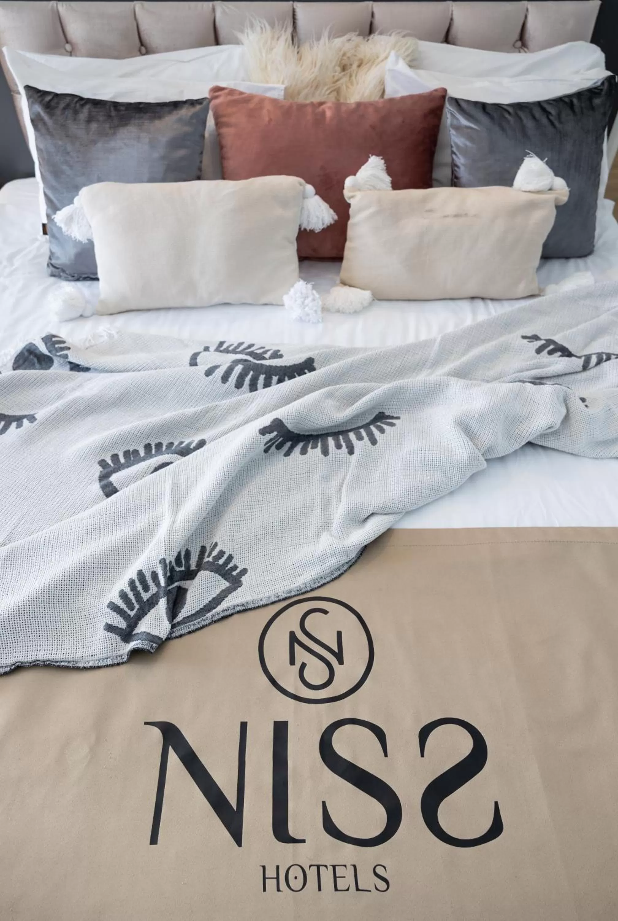 Bed in Niss Lara Hotel