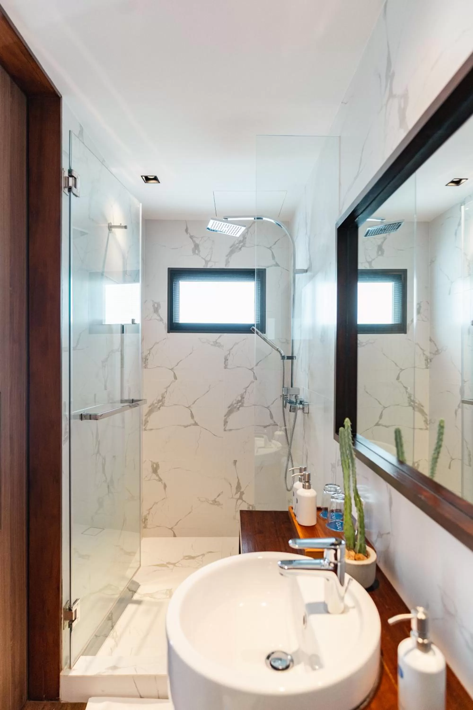 Shower in QUU HOTEL Chiang Mai