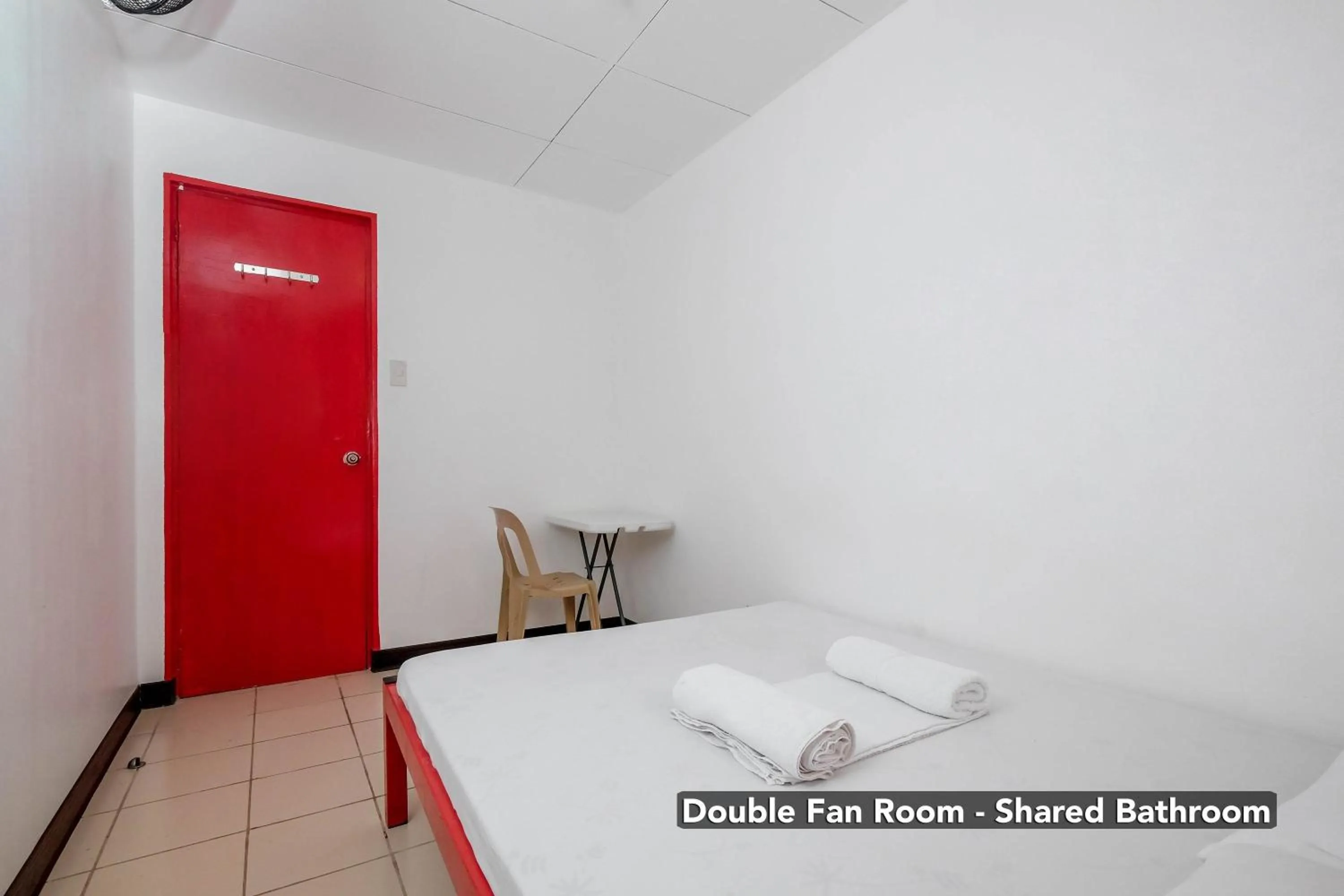 Stay Malate (Wanderers Guest House)