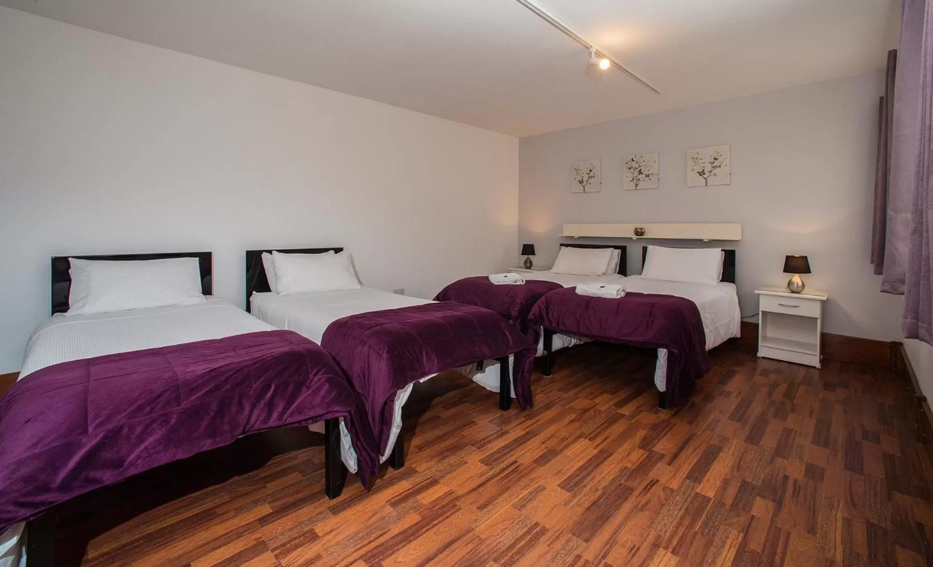 Bedroom, Bed in Breeze Guest House