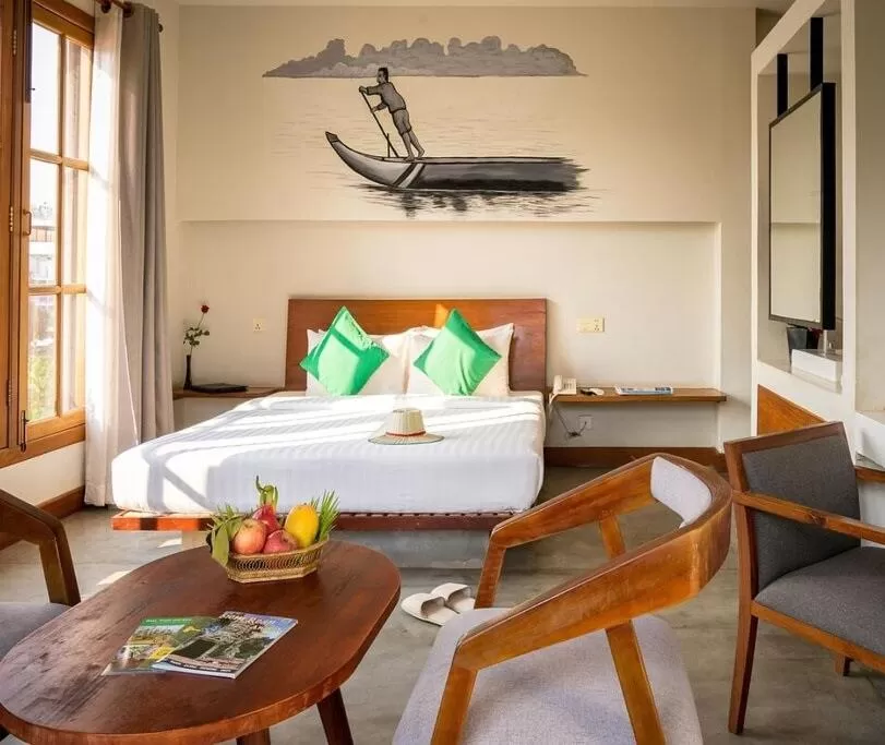 Bedroom, Bed in Homewood Hotel