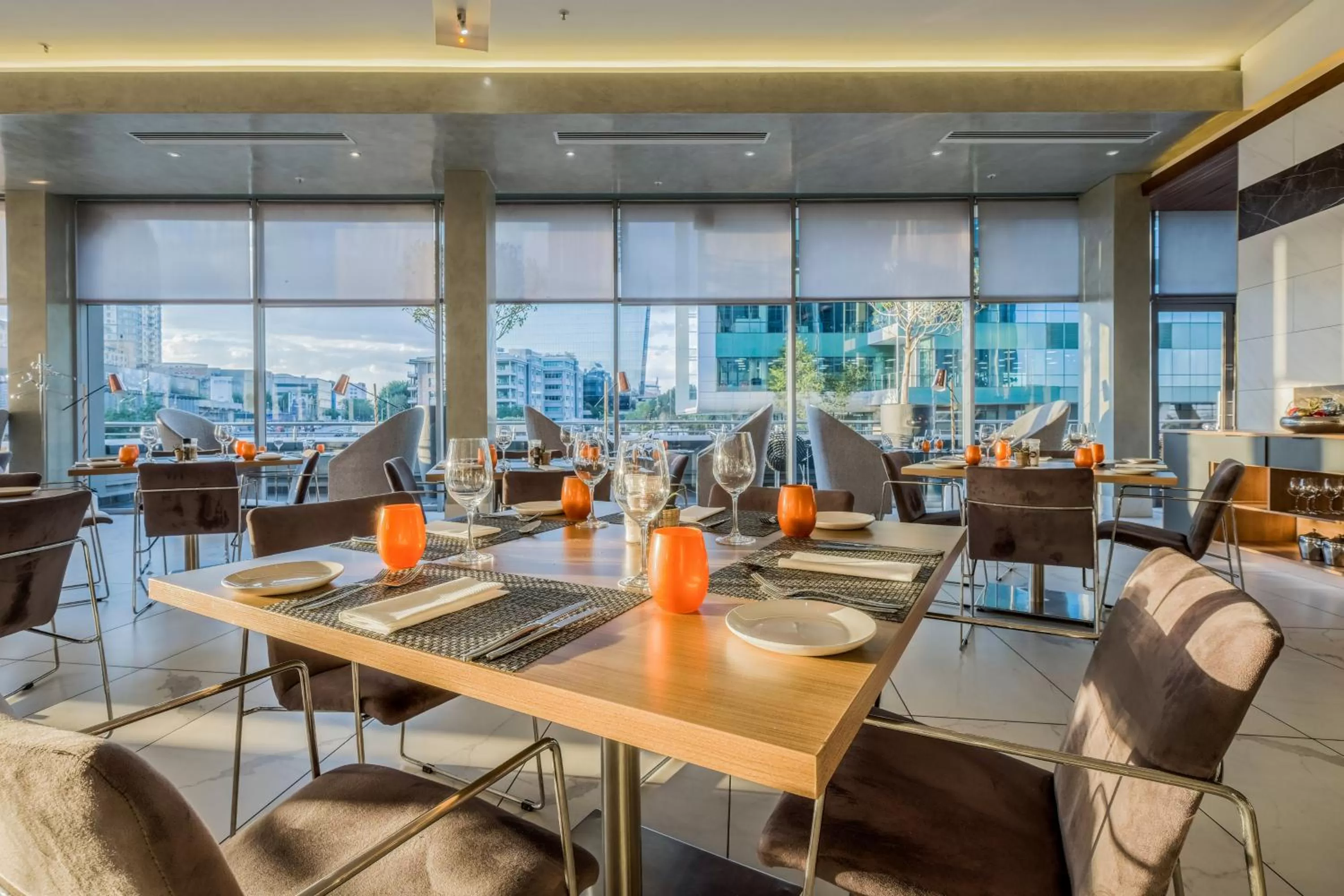 Restaurant/places to eat in Radisson Blu Gautrain Hotel, Sandton Johannesburg