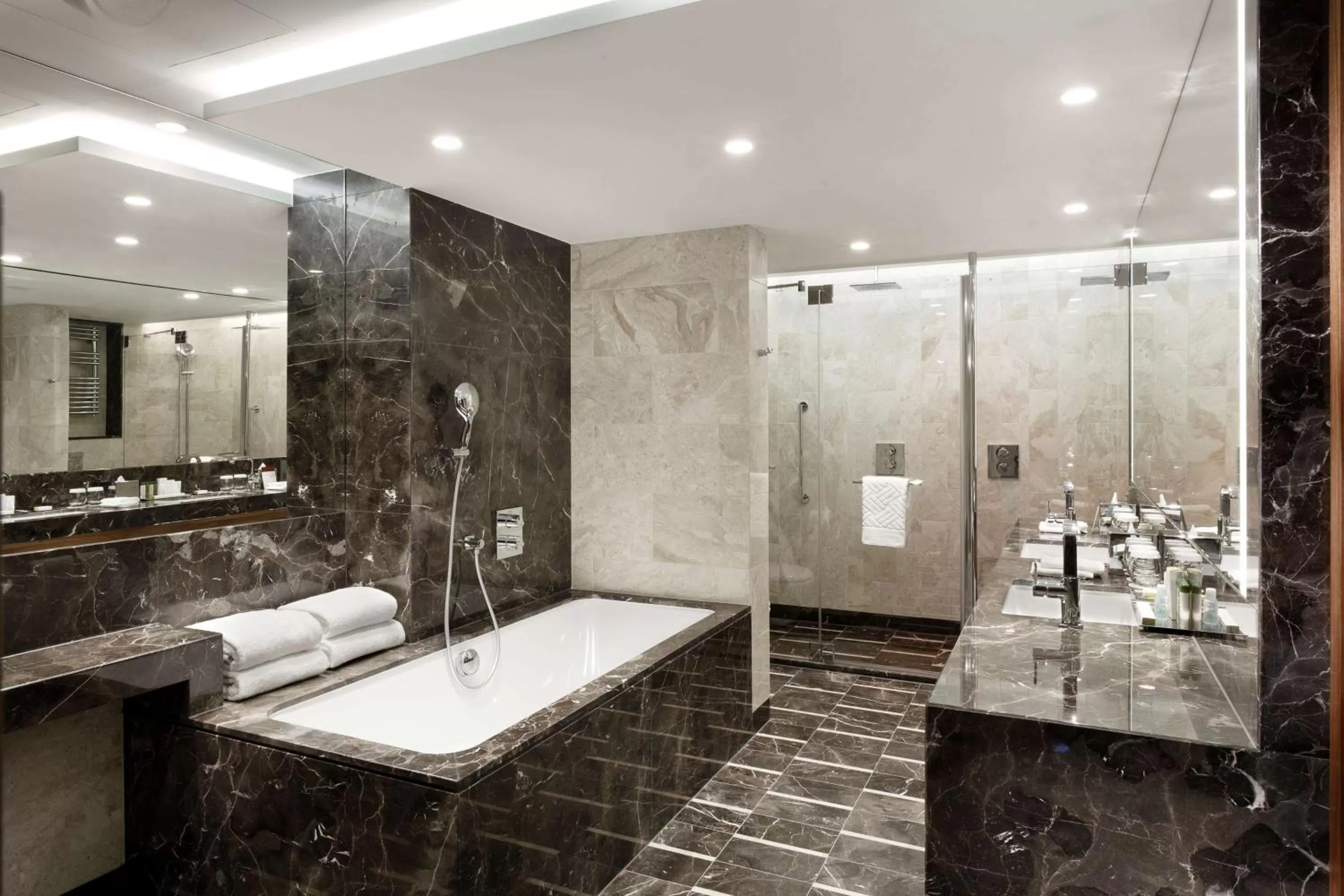 Bathroom in DoubleTree by Hilton Hotel & Conference Centre Warsaw