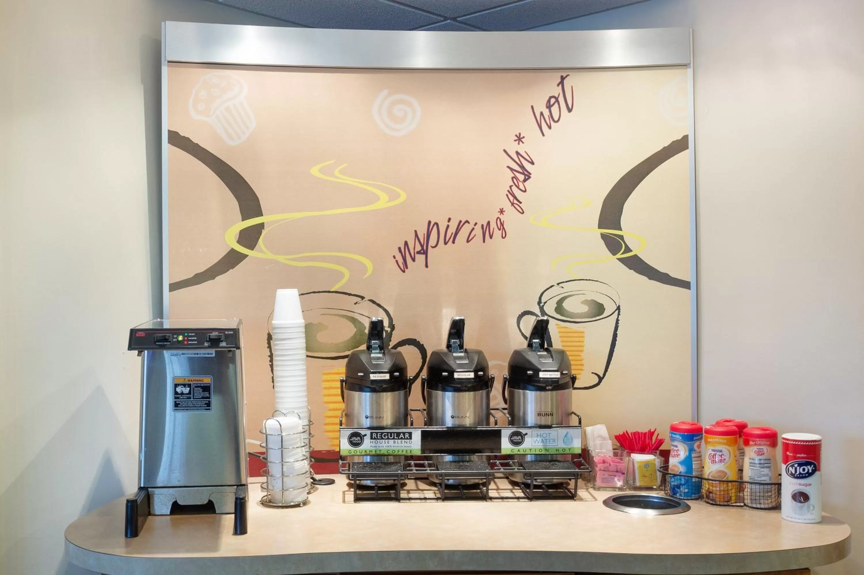 Coffee/tea facilities in Red Roof Inn Madison, WI