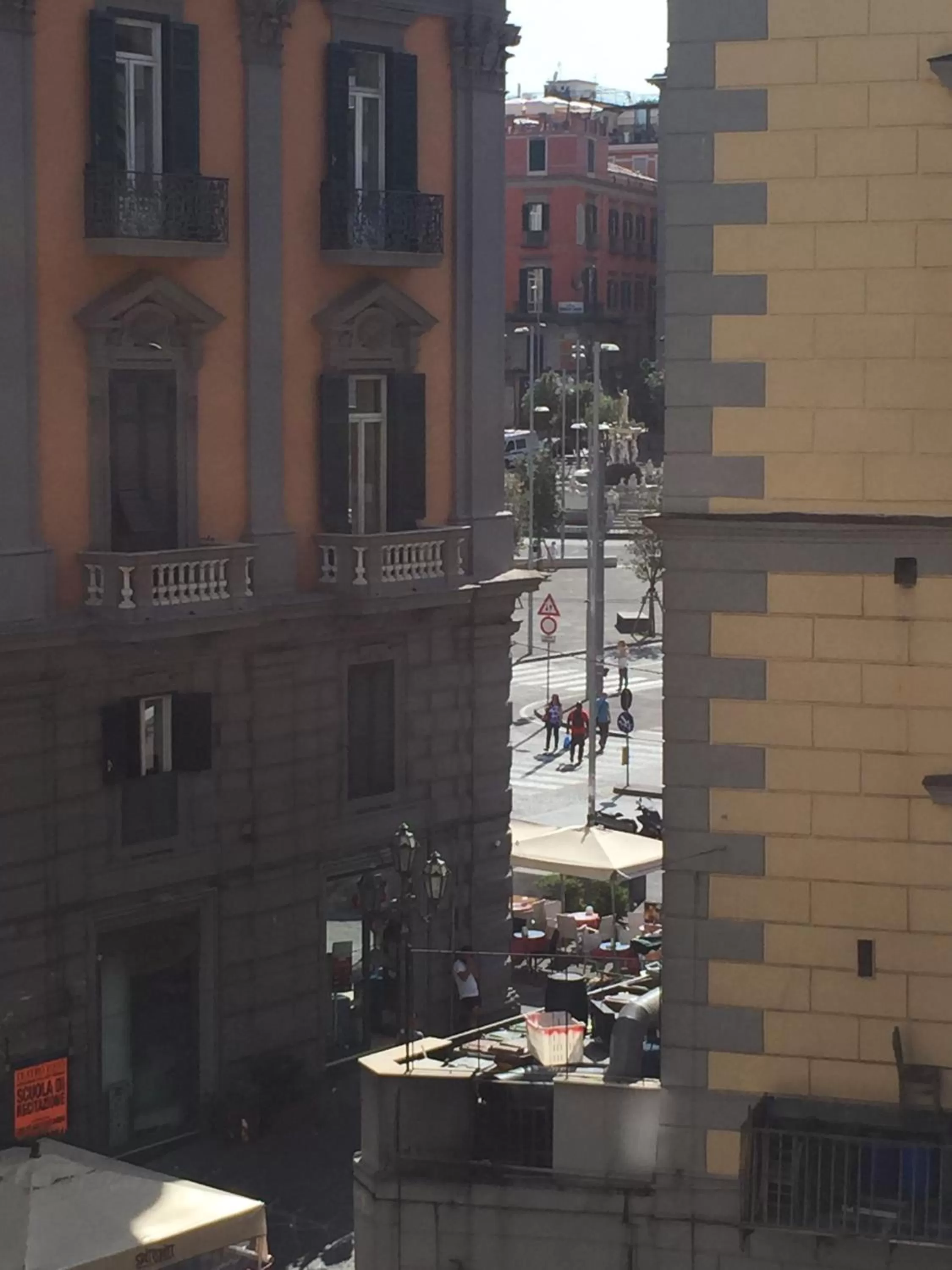 Neighbourhood in Beverello Suite