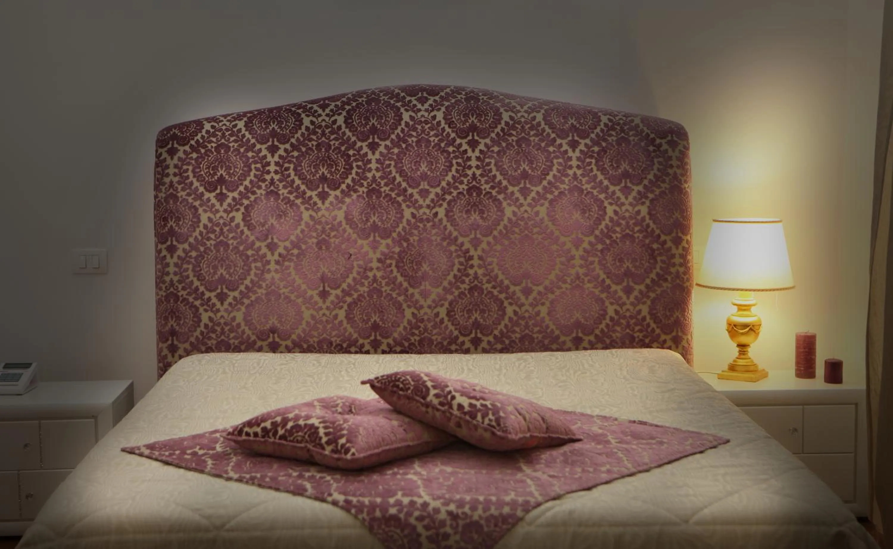 Photo of the whole room, Bed in B&B Palazzo del Teatro