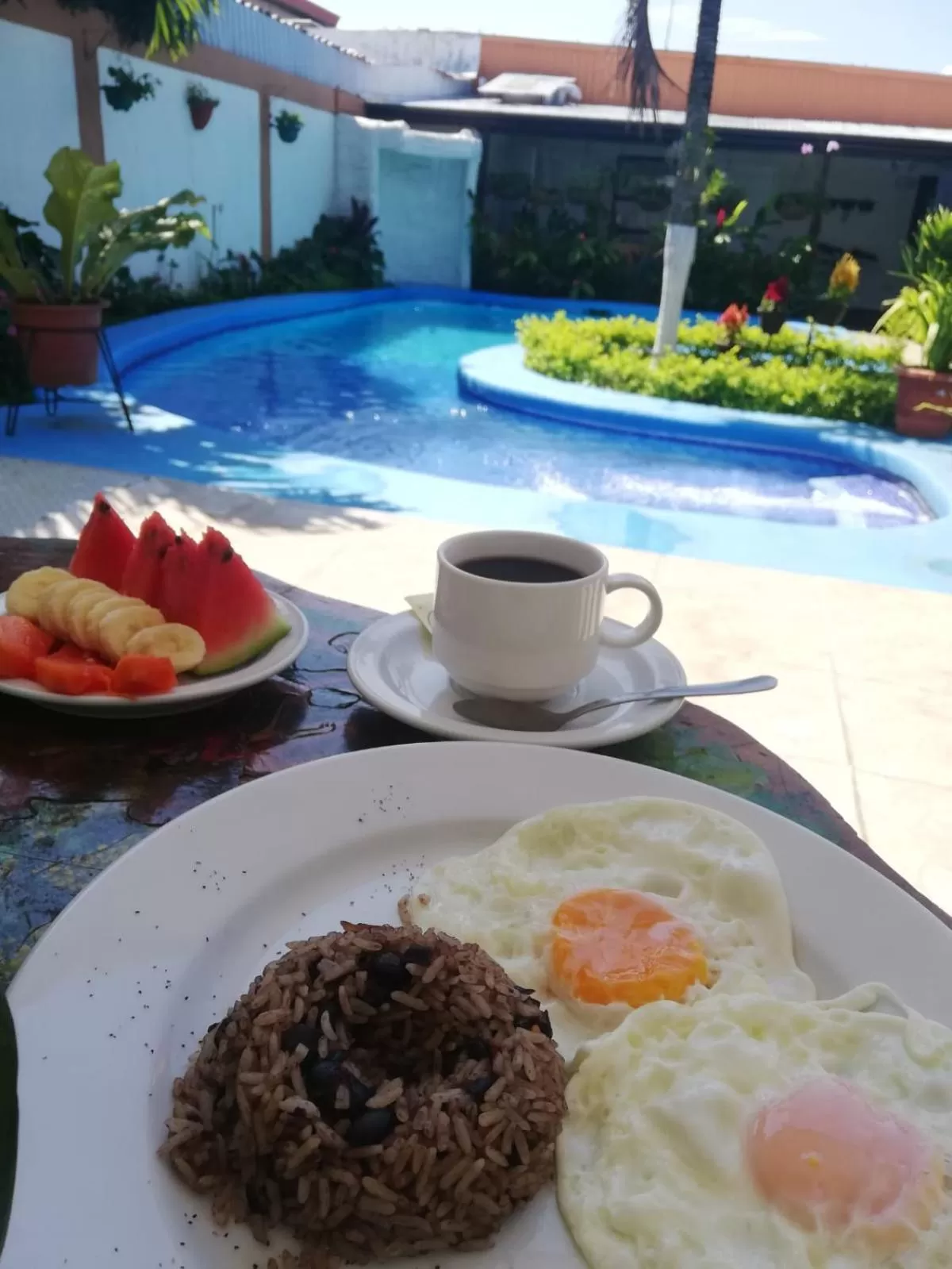 Swimming pool in Berlor Airport Inn