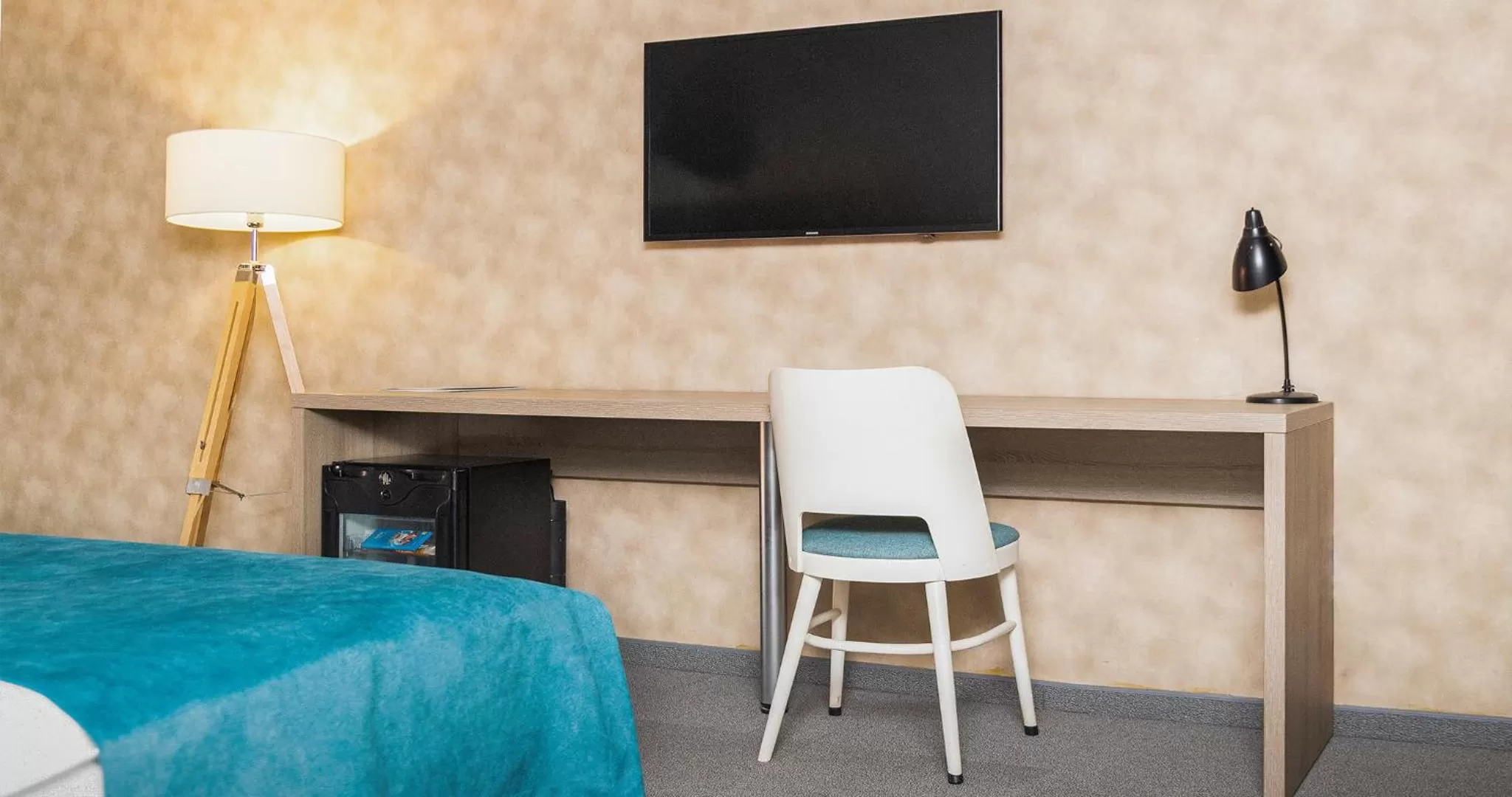 Photo of the whole room, Bed in Garni Hotel Mint