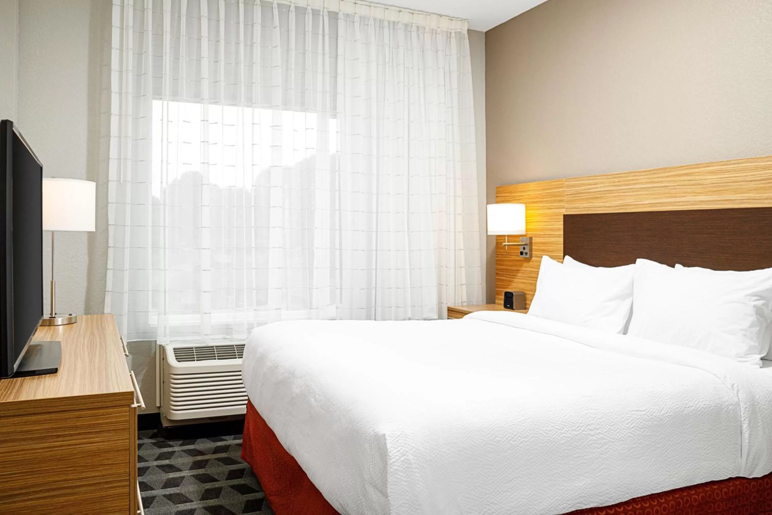 Bedroom, Bed in TownePlace Suites by Marriott Ironton