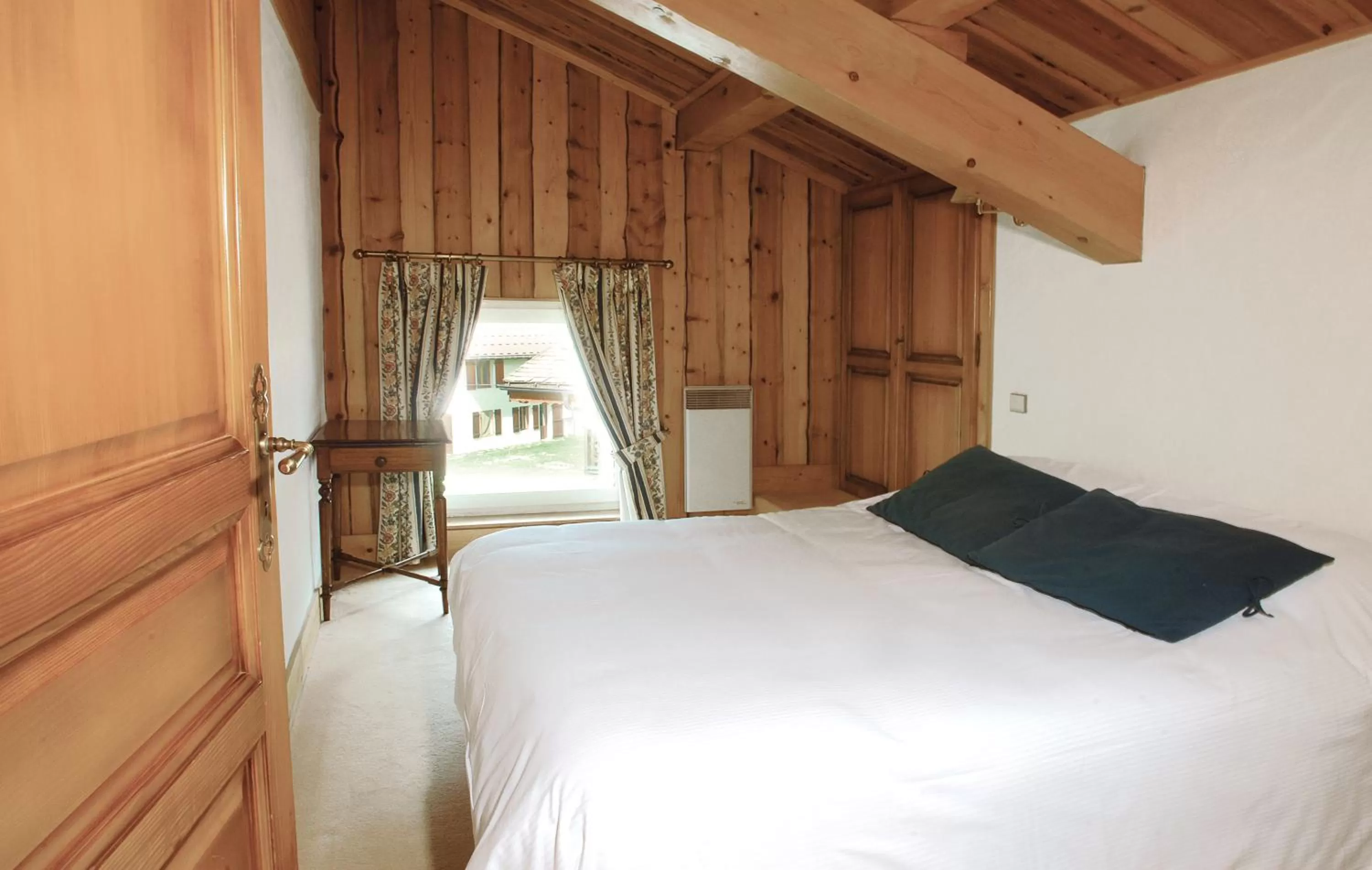 Bed in Hôtel Le Labrador