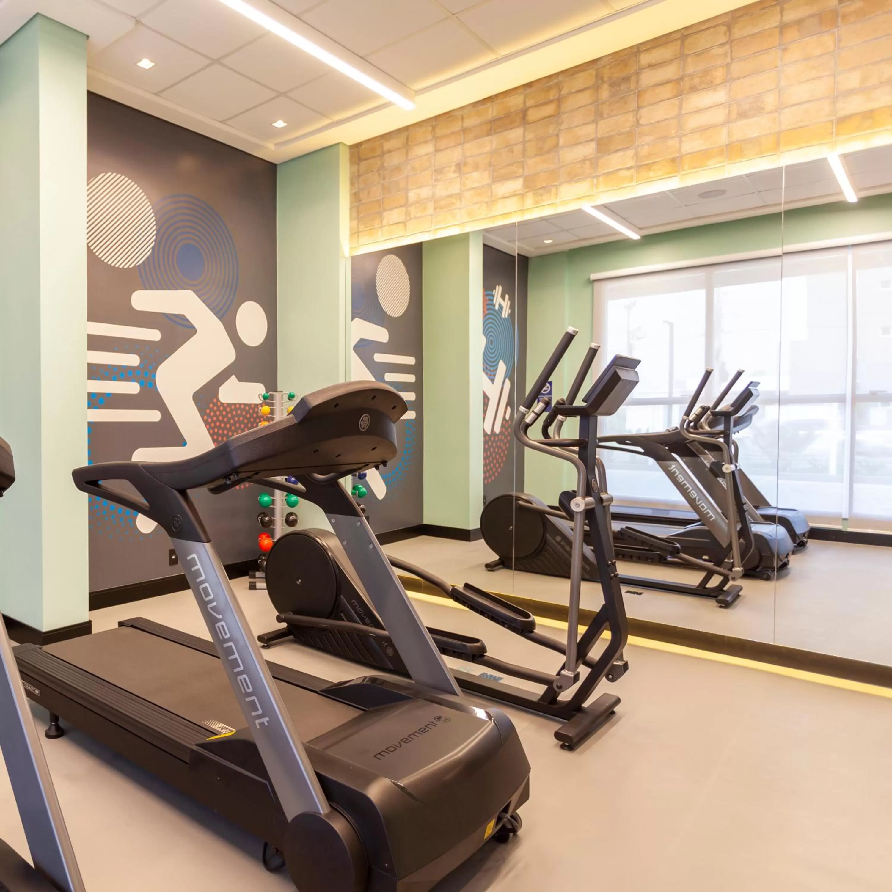 Fitness centre/facilities in Tru By Hilton Criciúma