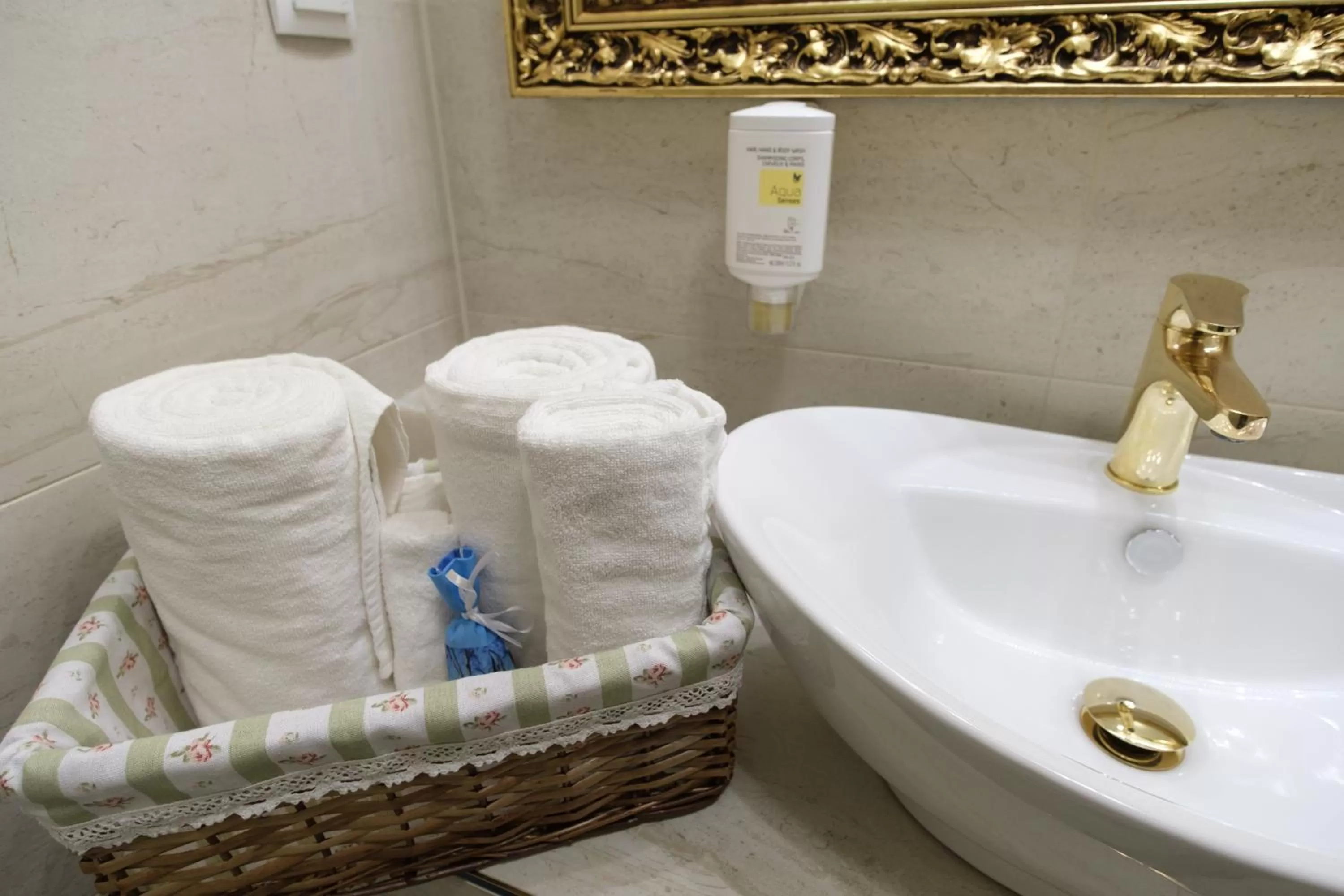 Bathroom in Integra Hotel