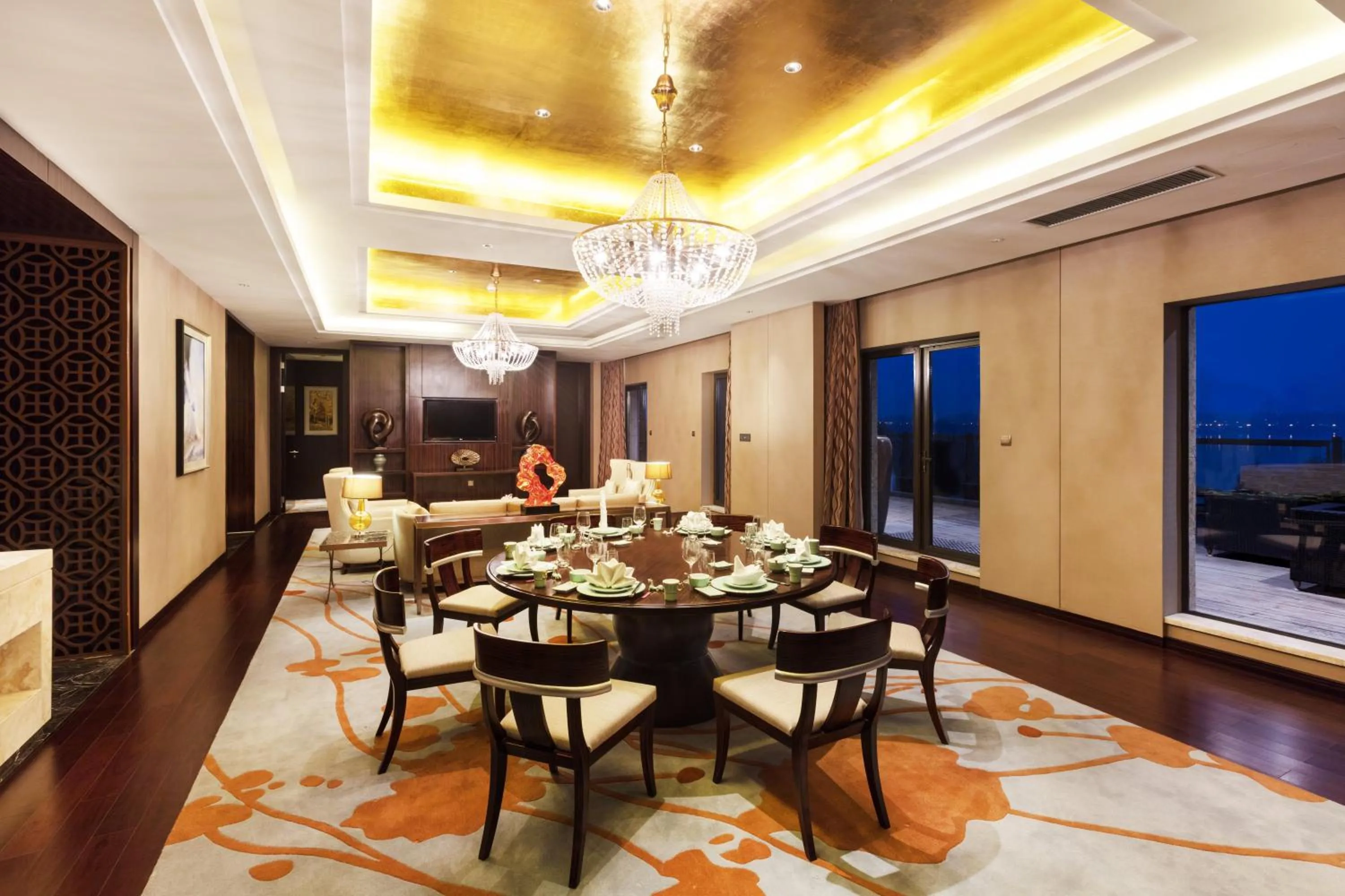 Photo of the whole room in Crowne Plaza Xuzhou Dalong Lake by IHG