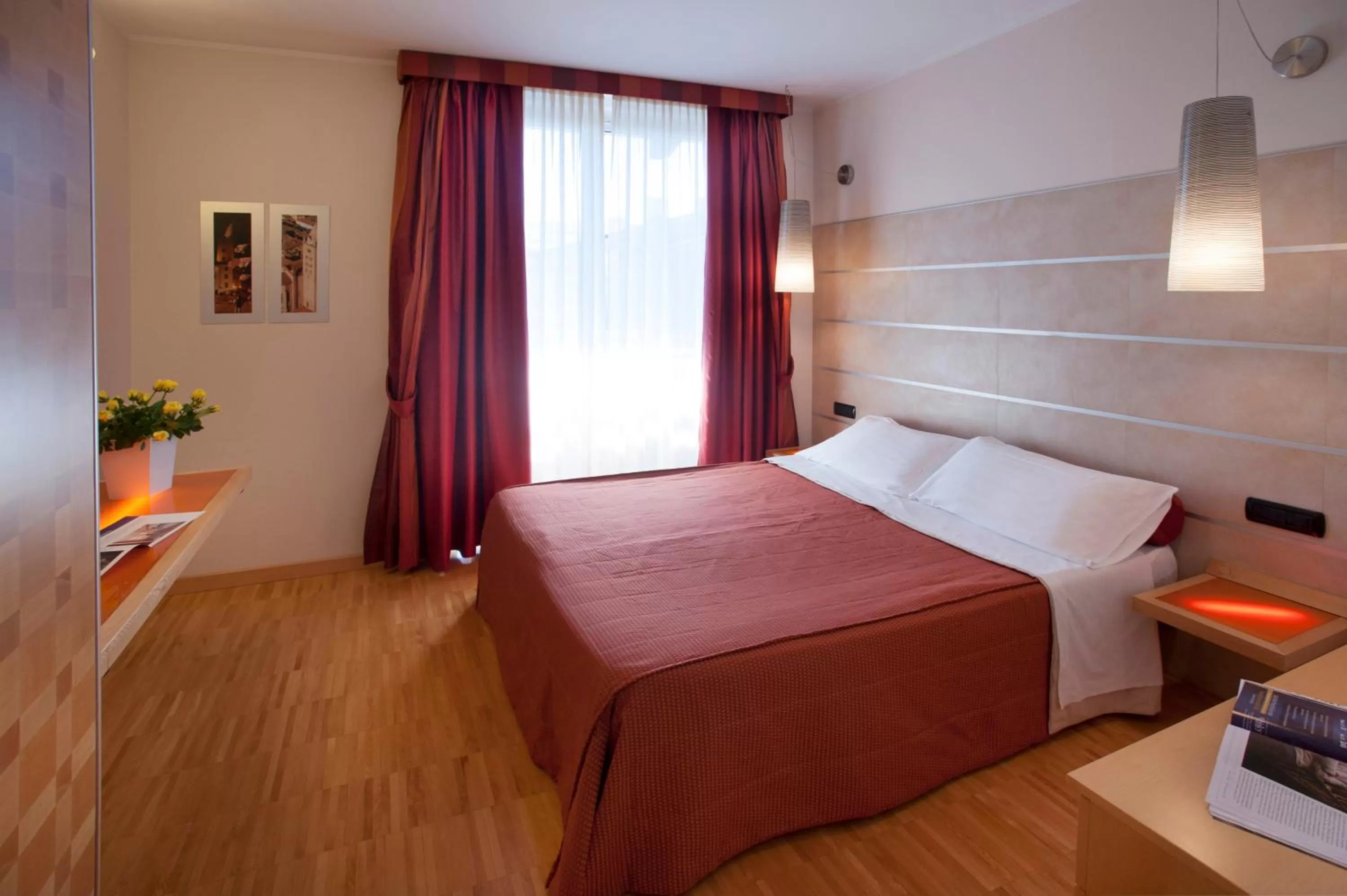 Bed in AlbaResidence Masera26