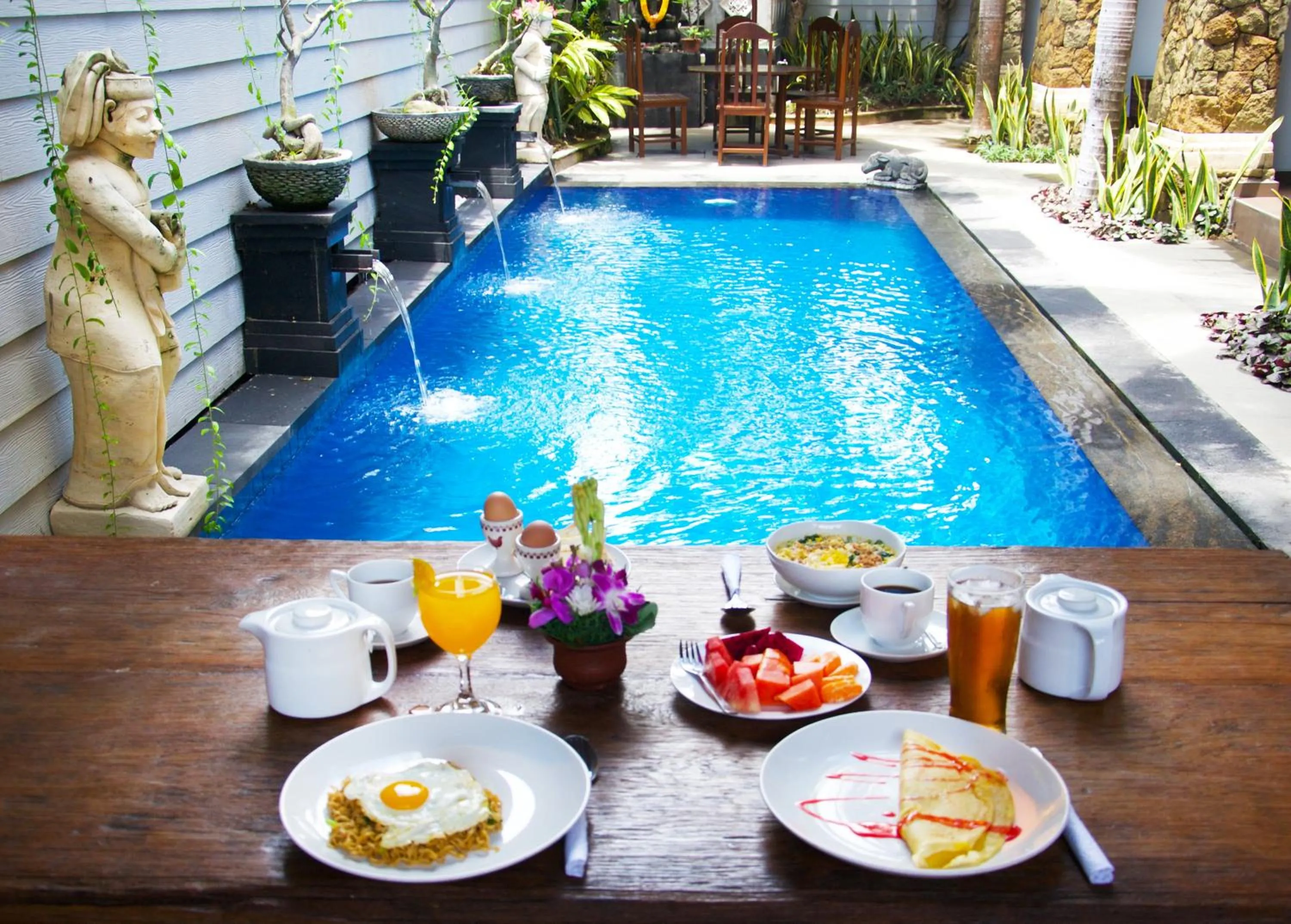 Breakfast in Sindhu Mertha Sanur