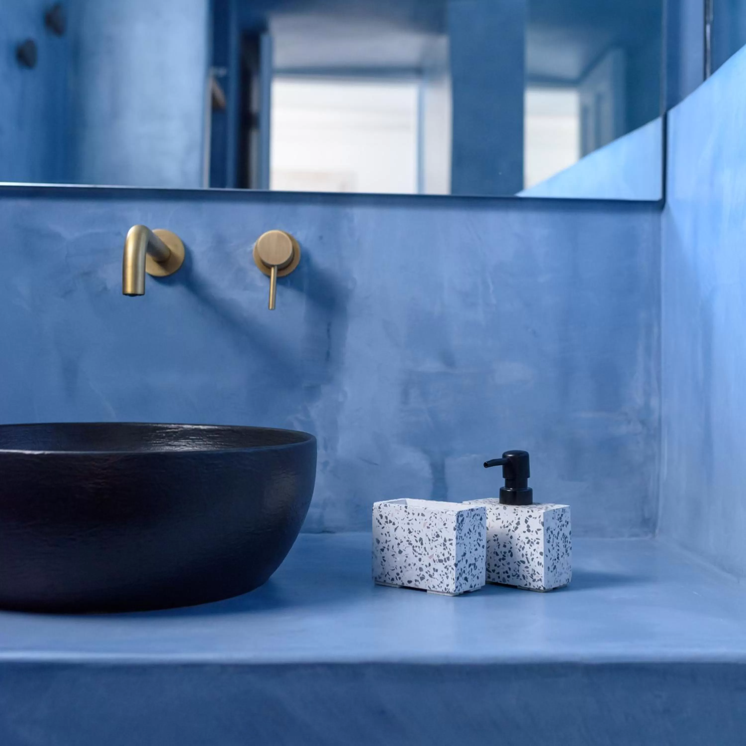 Bathroom in Keti Hotel