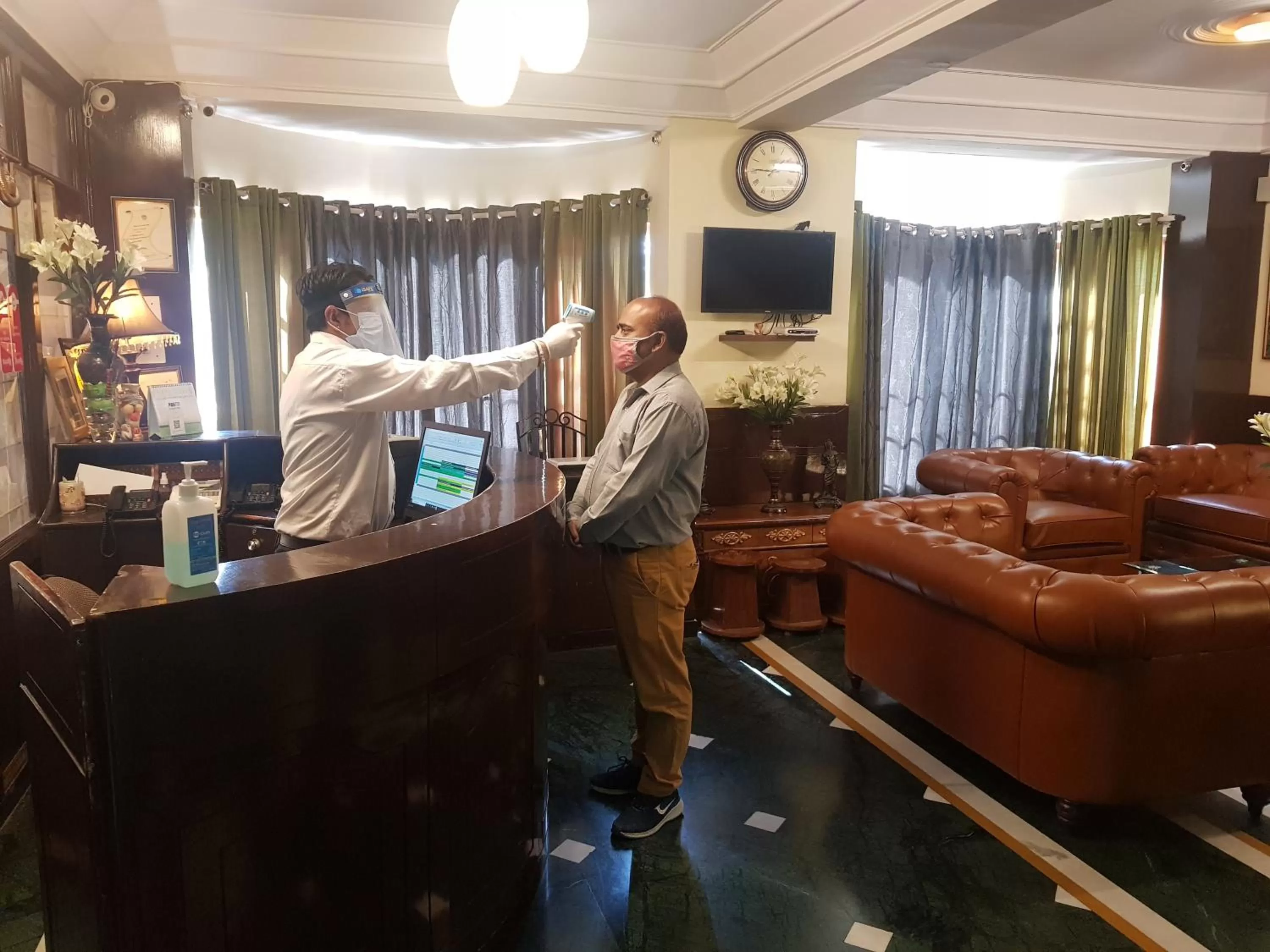 Lobby or reception in Hotel Silverine