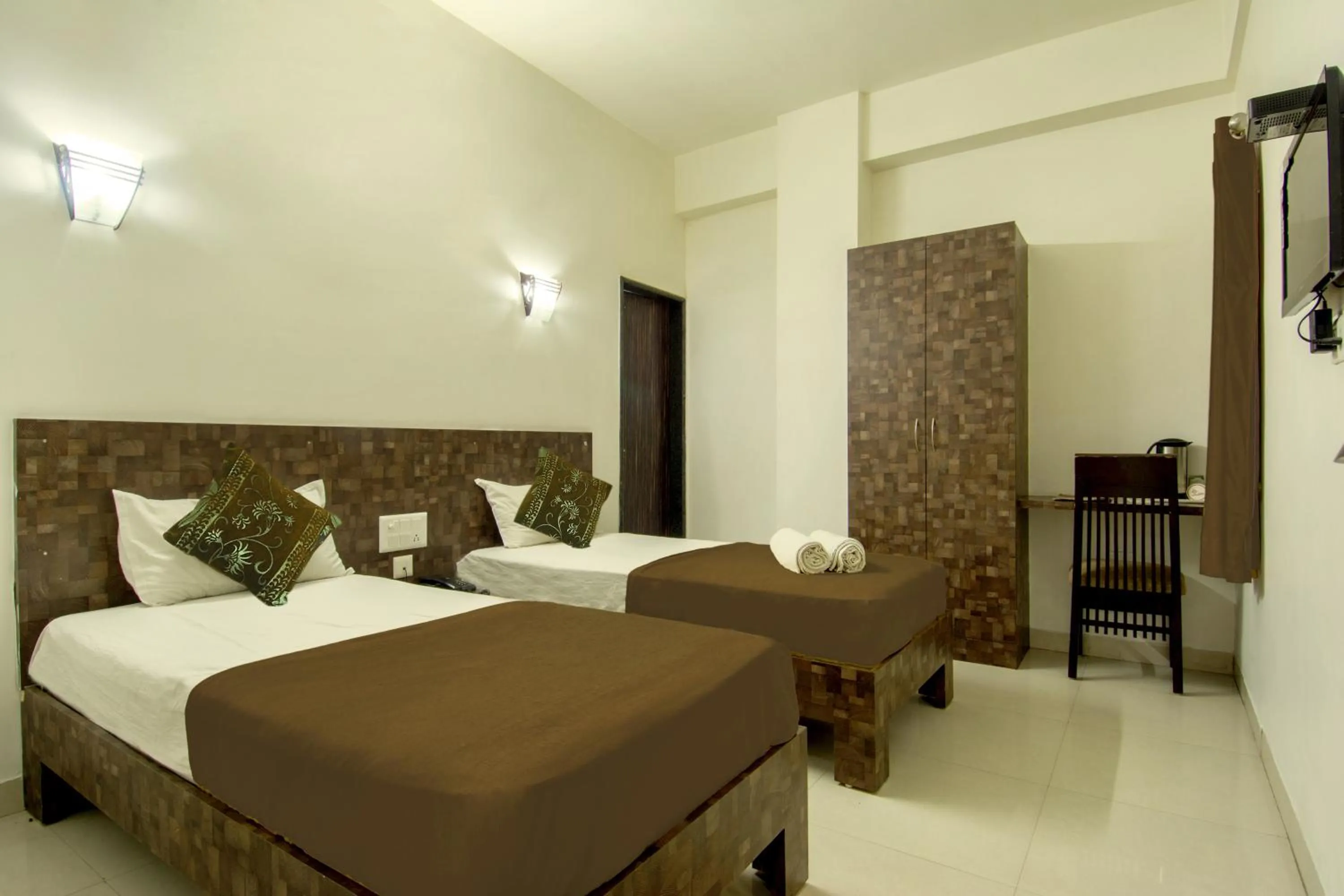 Bed in Hotel Metropolitan