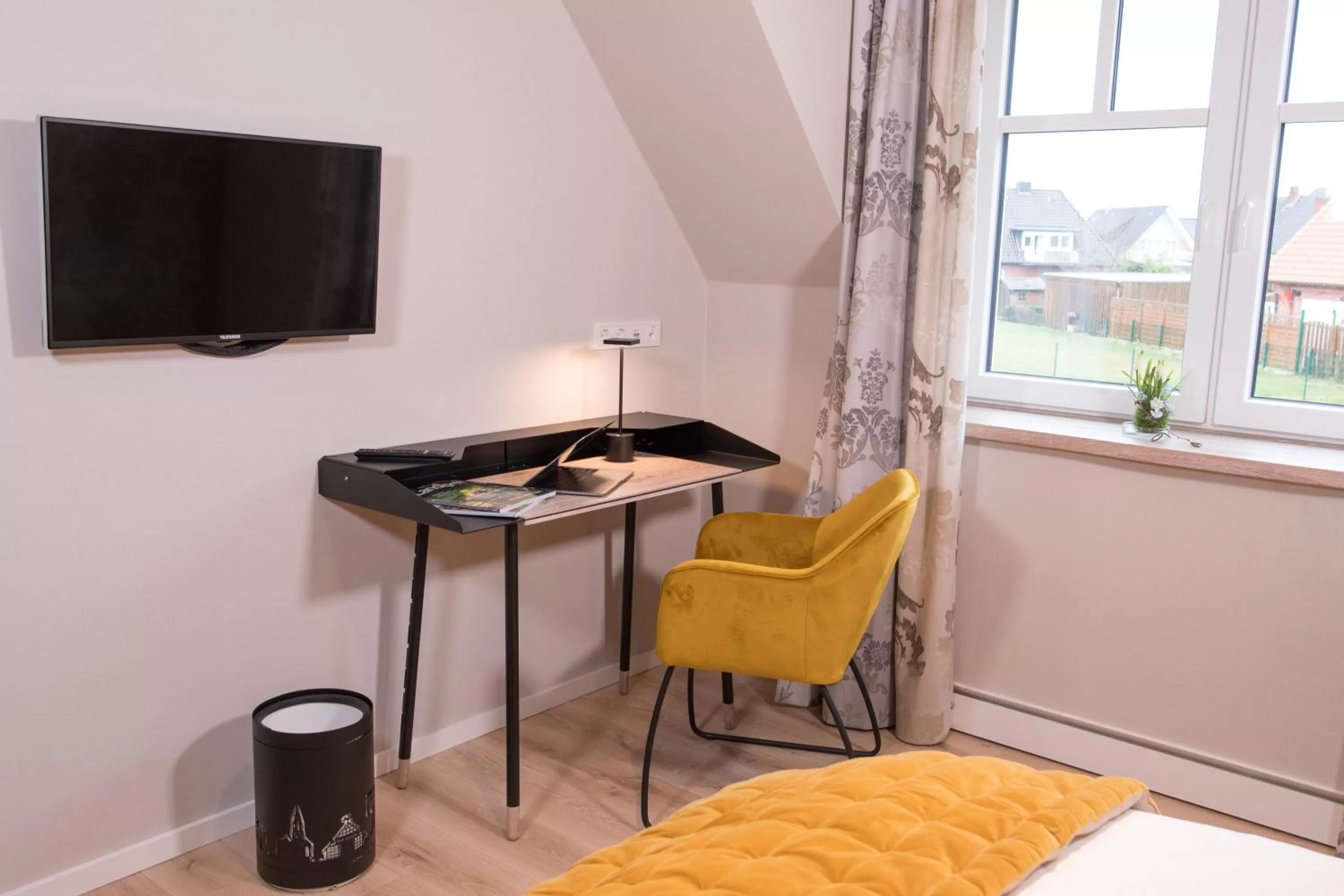 Photo of the whole room in Visbeker Deern Hotel Garni