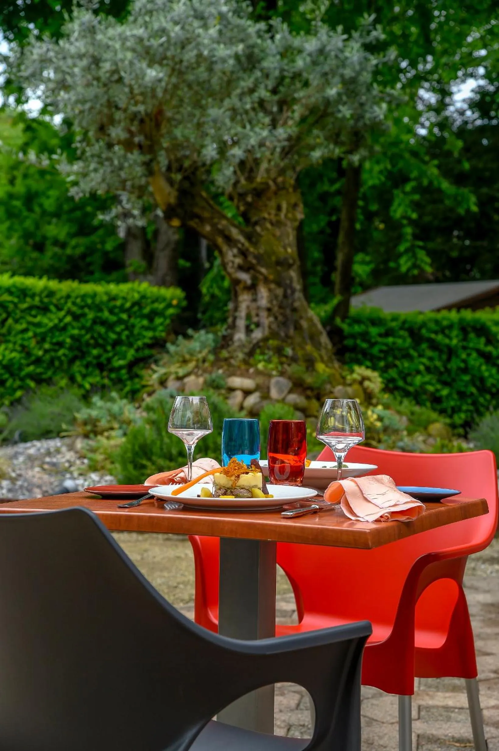 Patio in La Commanderie de Champarey