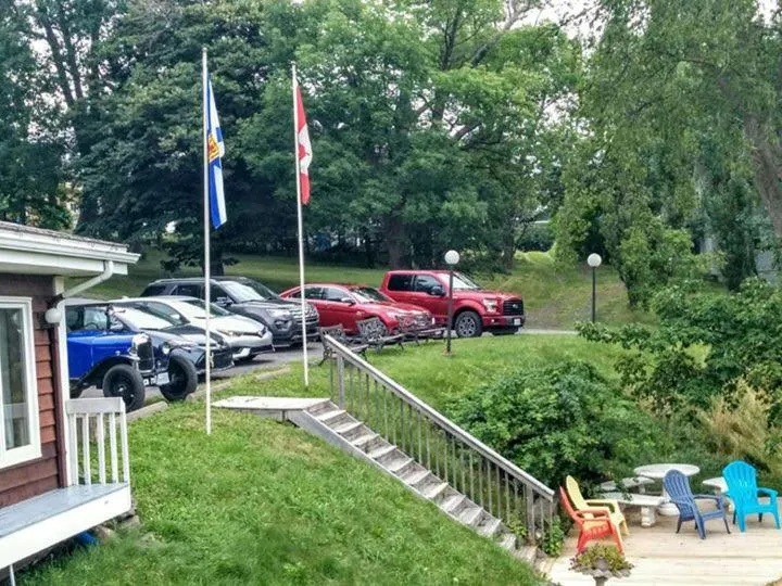 Patio in Braeside Country Inn