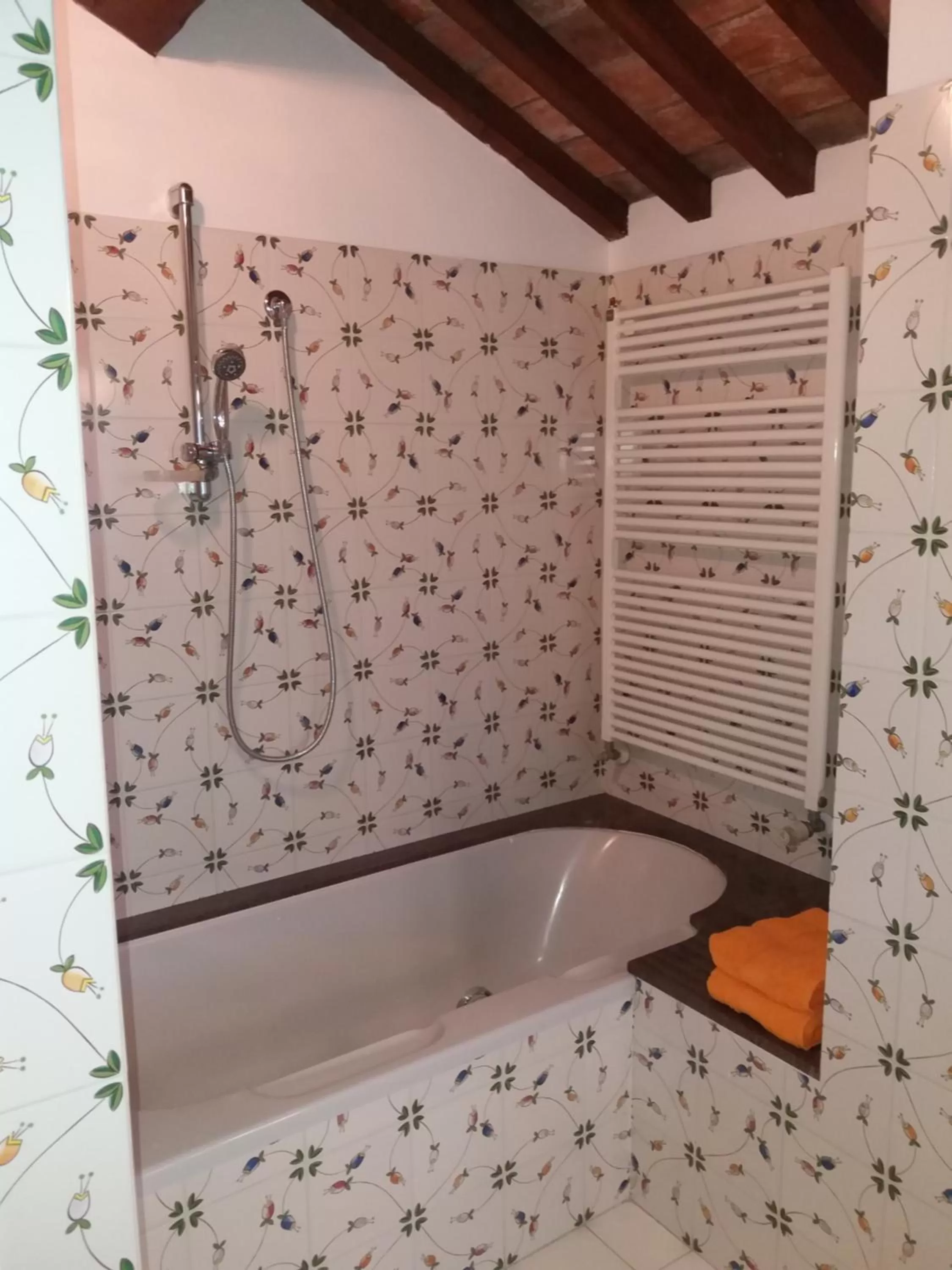 R&B un mondo a colori