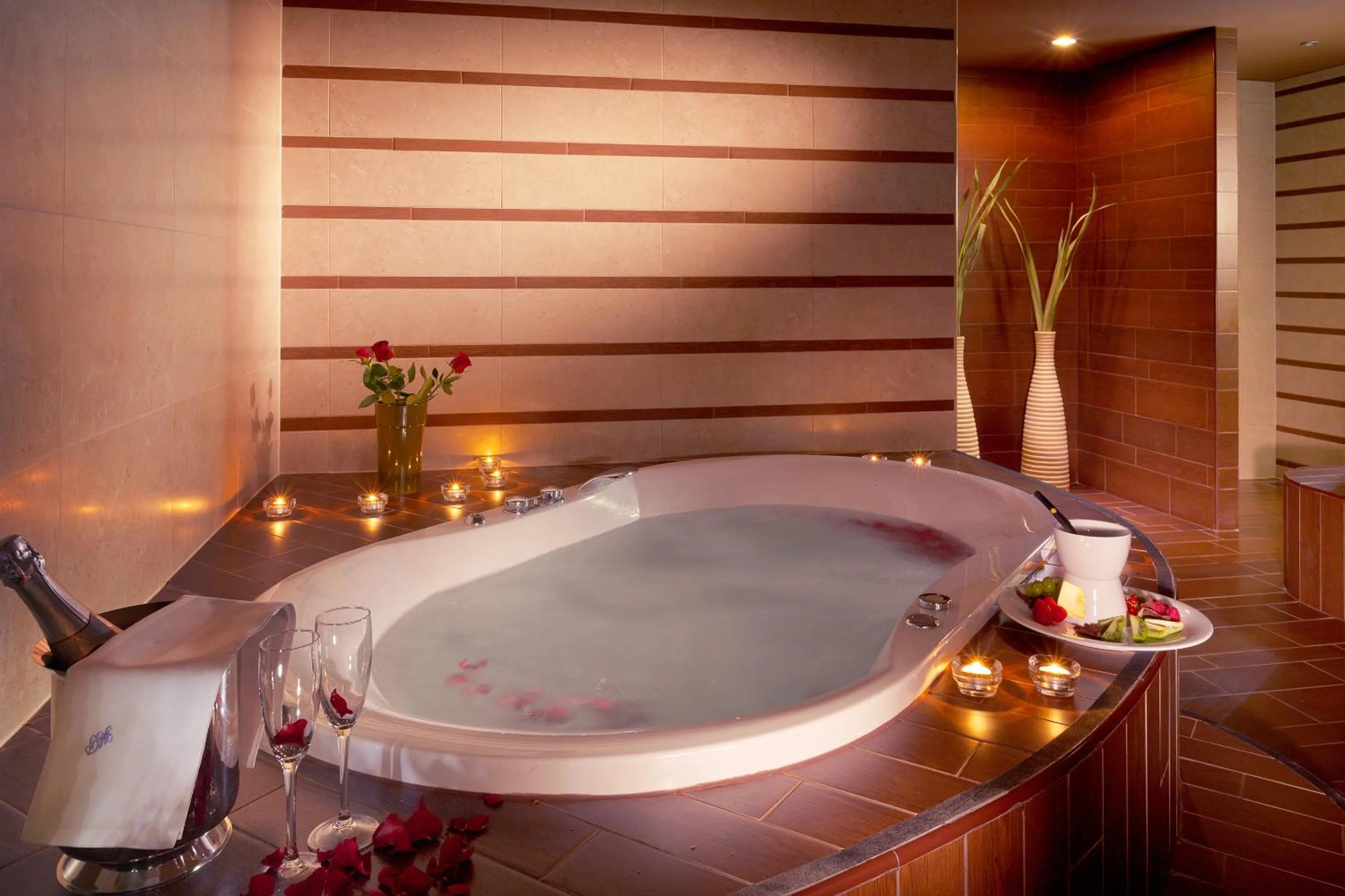 Bathroom in Hotel Paka