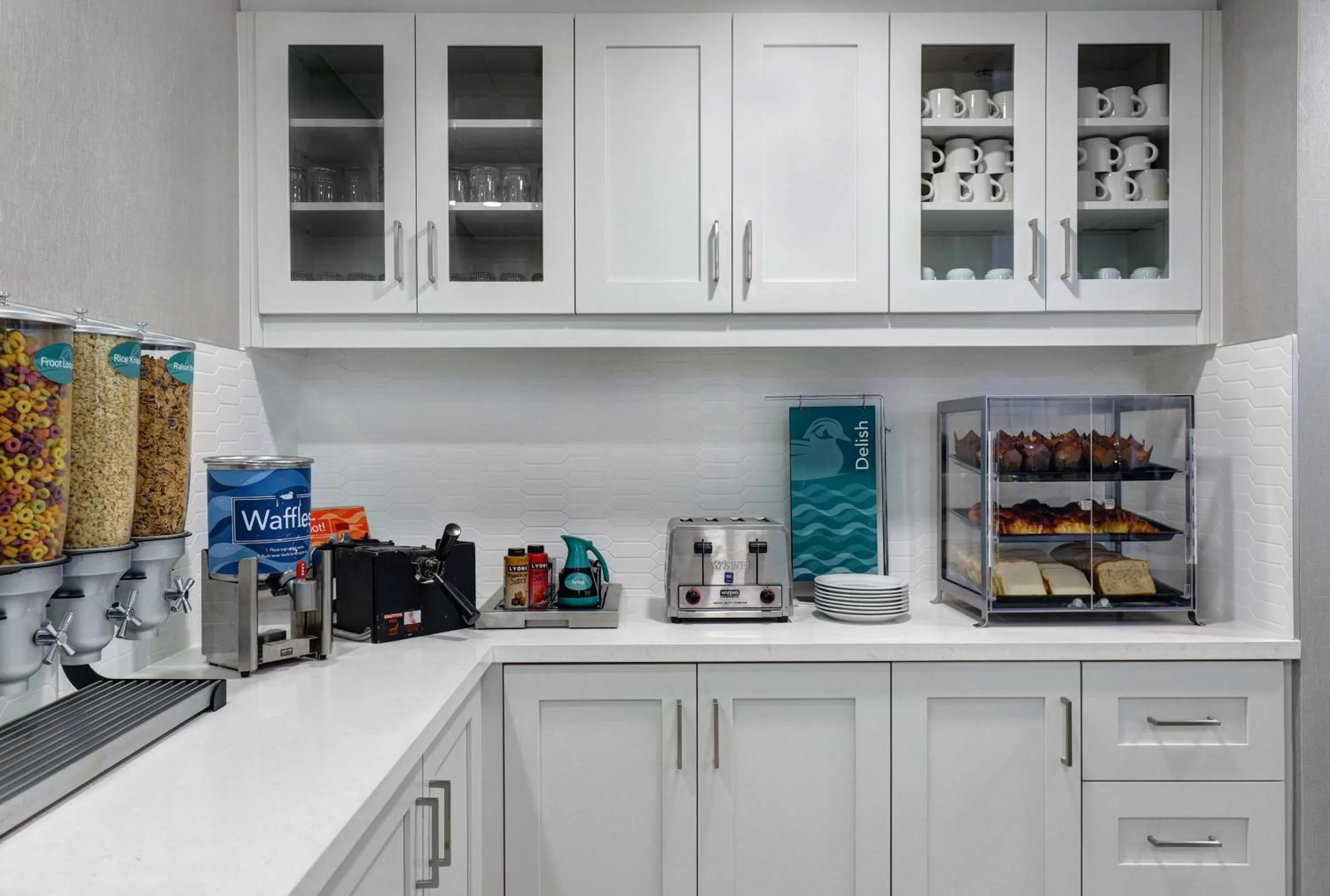 Breakfast in Homewood Suites by Hilton London Ontario