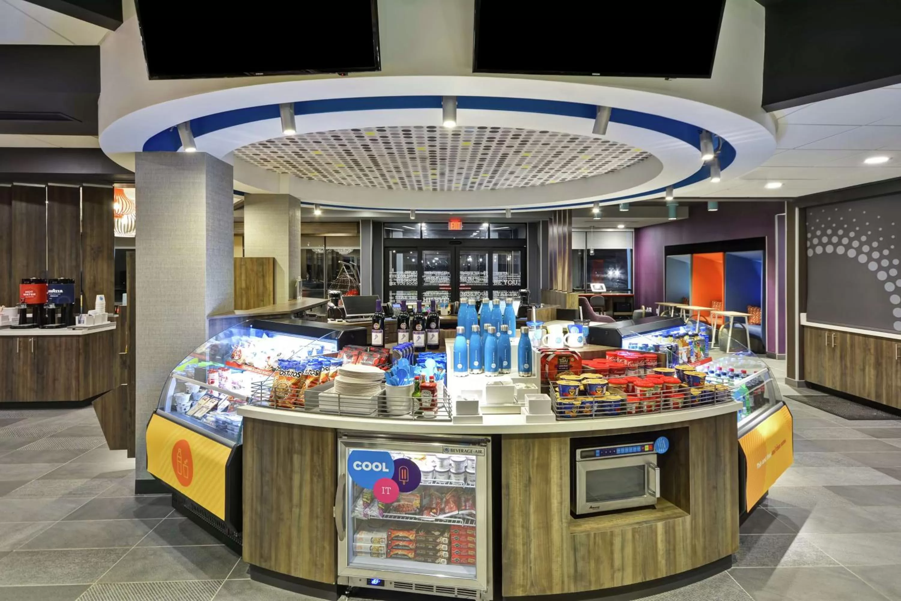 Restaurant/places to eat in Tru By Hilton Huber Heights Dayton