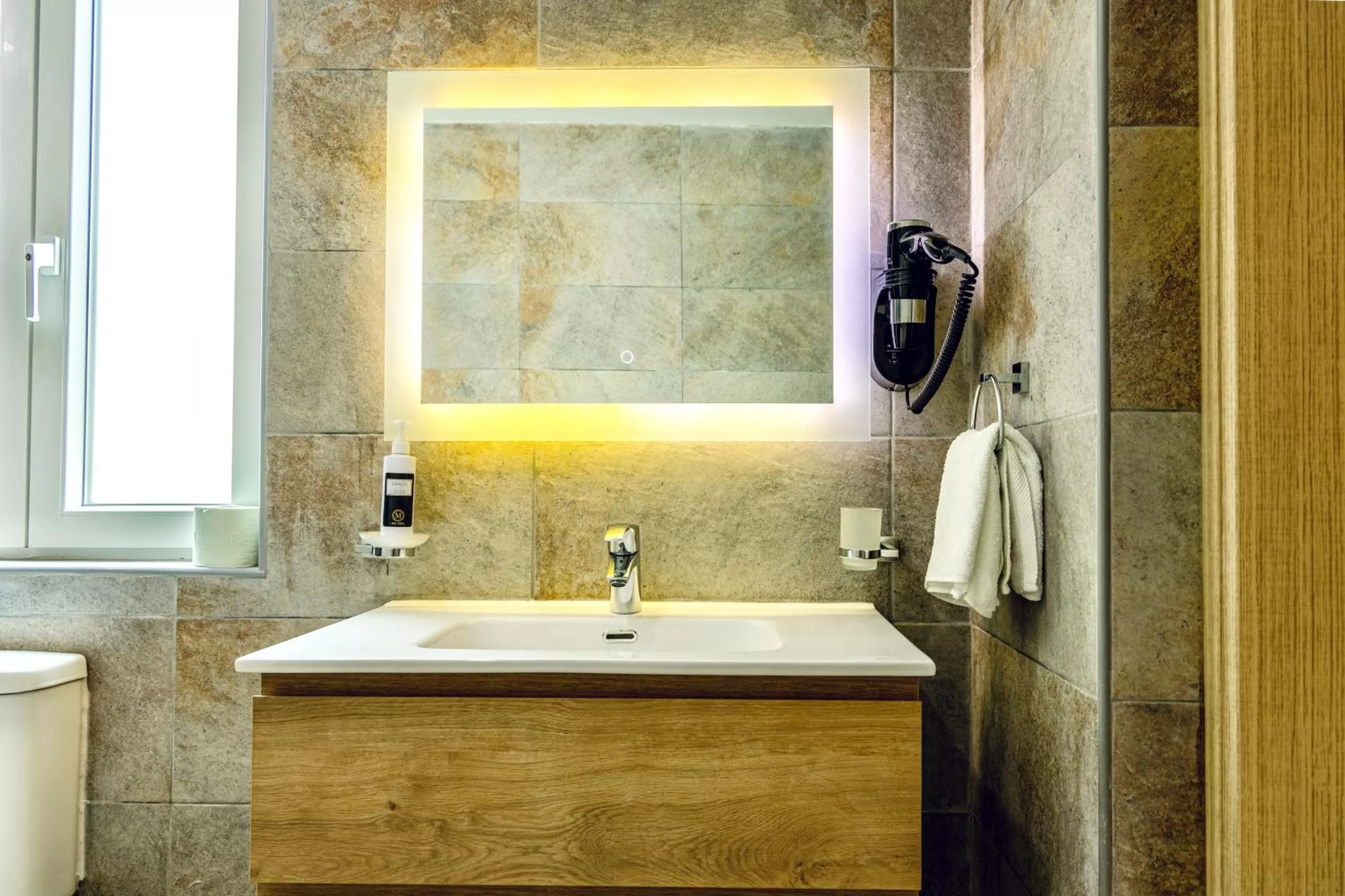 The Mike Hotel by CX Collection