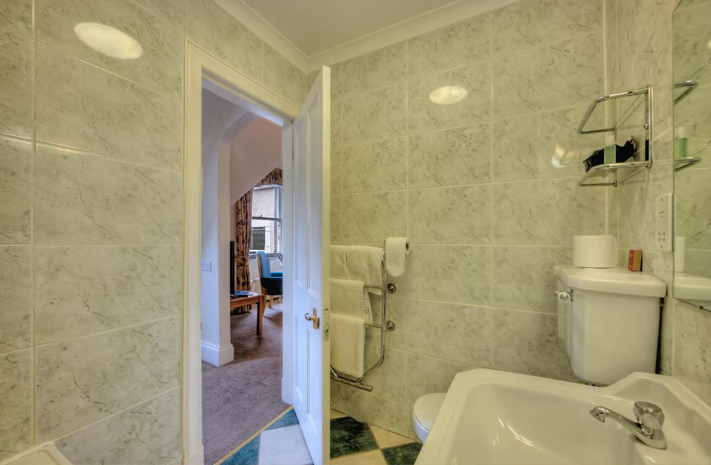 Bathroom in Muthu Newton Hotel (Near Inverness Airport)