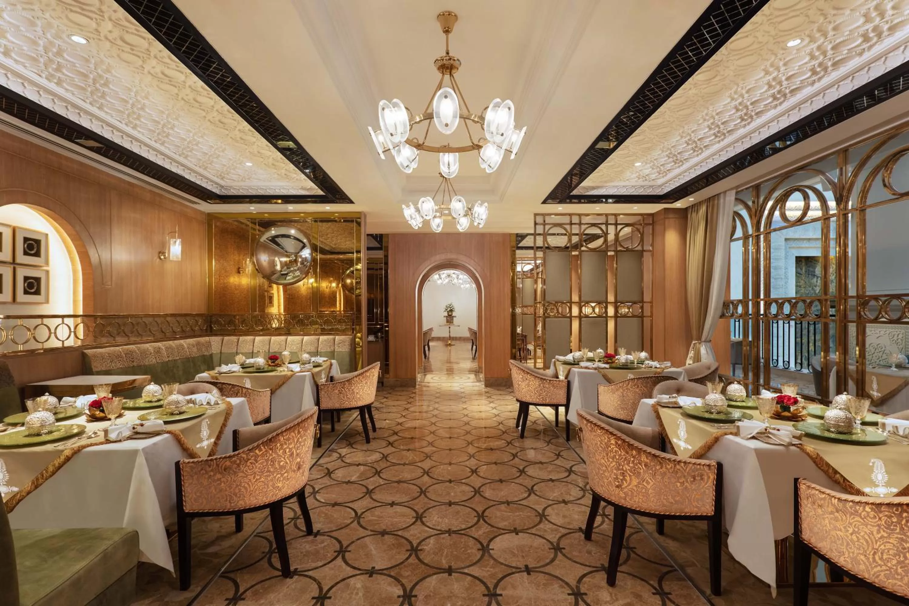 Restaurant/places to eat in ITC Narmada, a Luxury Collection Hotel, Ahmedabad