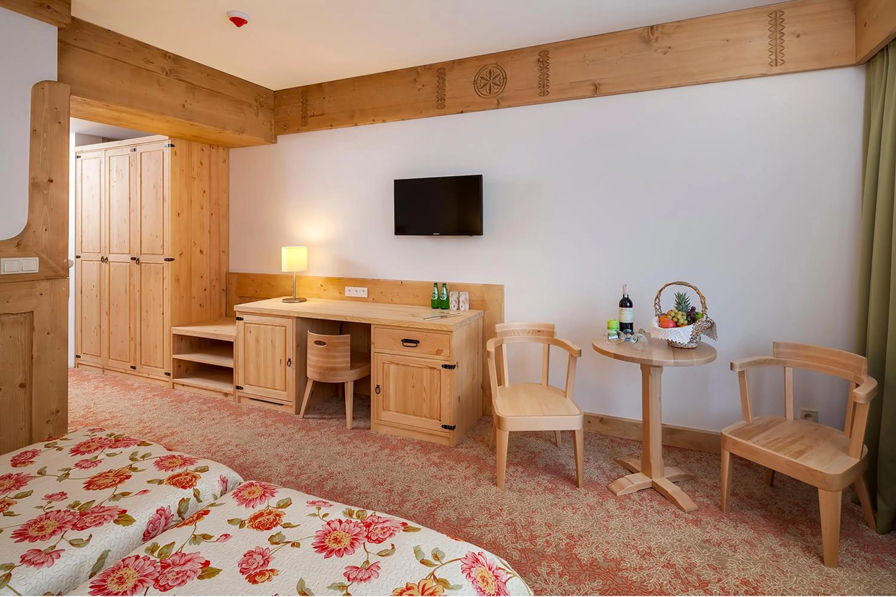 Photo of the whole room, Bed in Hotel Bania Thermal & Ski