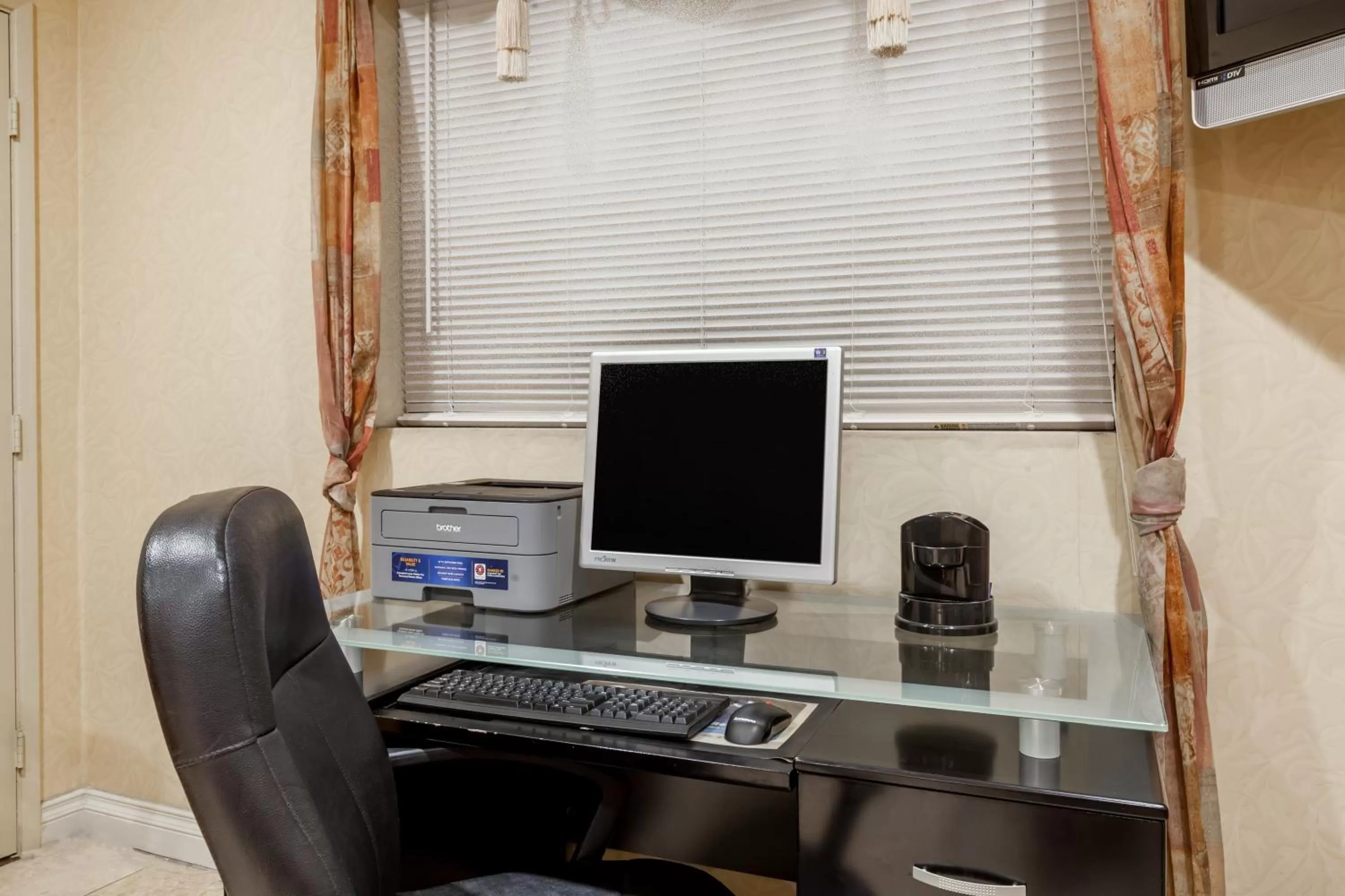 Business facilities in Ramada by Wyndham San Diego Poway Miramar