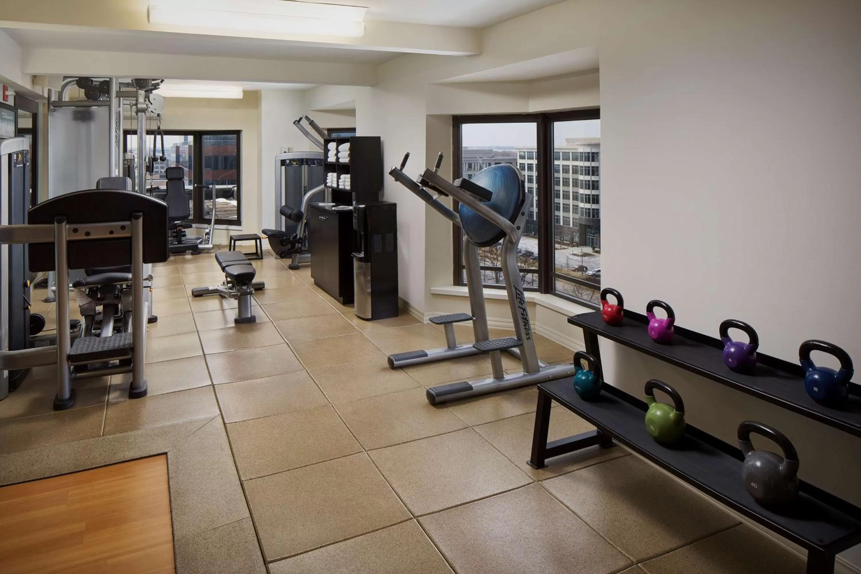 Fitness centre/facilities in Hilton Rosemont Chicago O'Hare