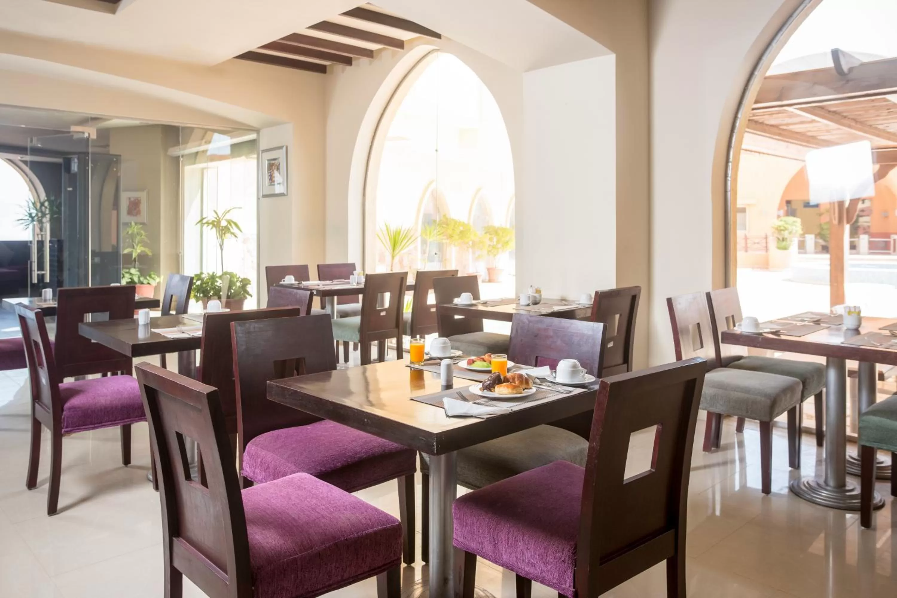 Restaurant/places to eat in Porto El Jabal Hotel