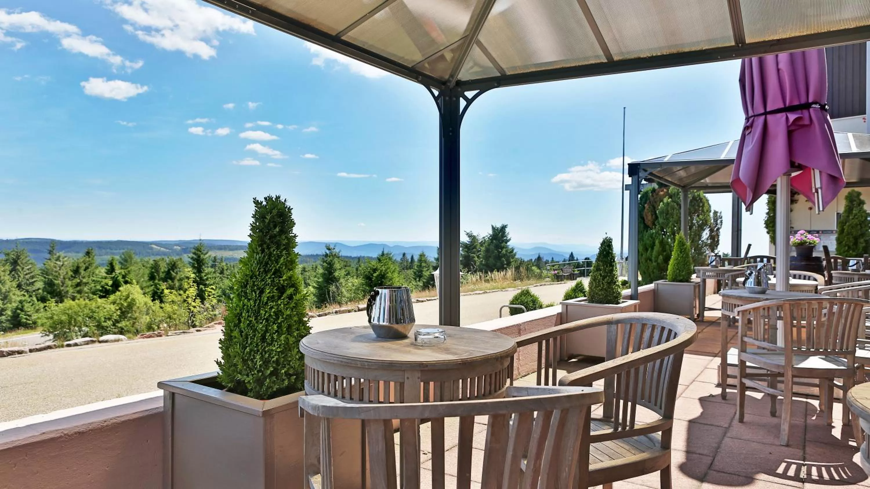 Lounge or bar in Wellness-& Nationalpark Hotel Schliffkopf, BWSC