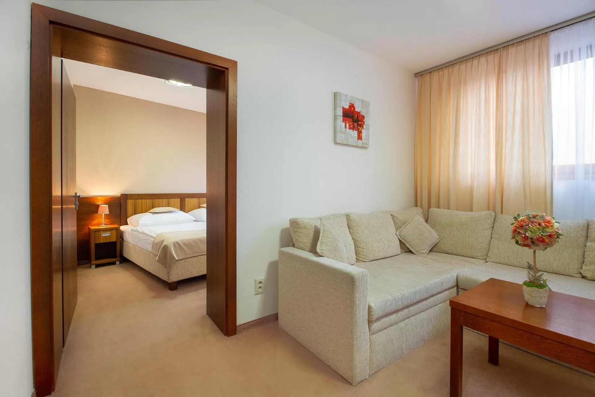 Property building, Bed in Hotel Academic