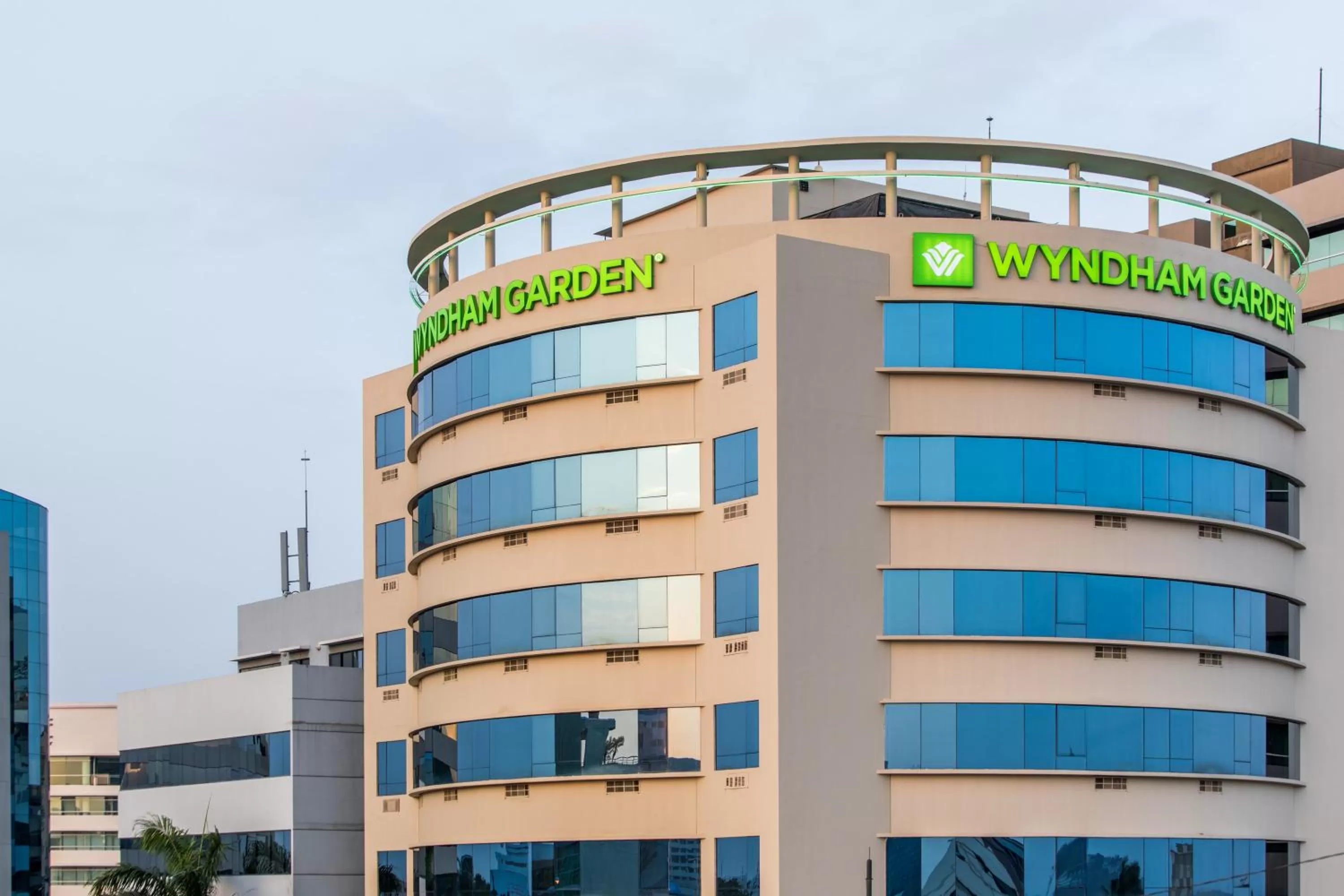 Property logo or sign in Wyndham Garden Guayaquil