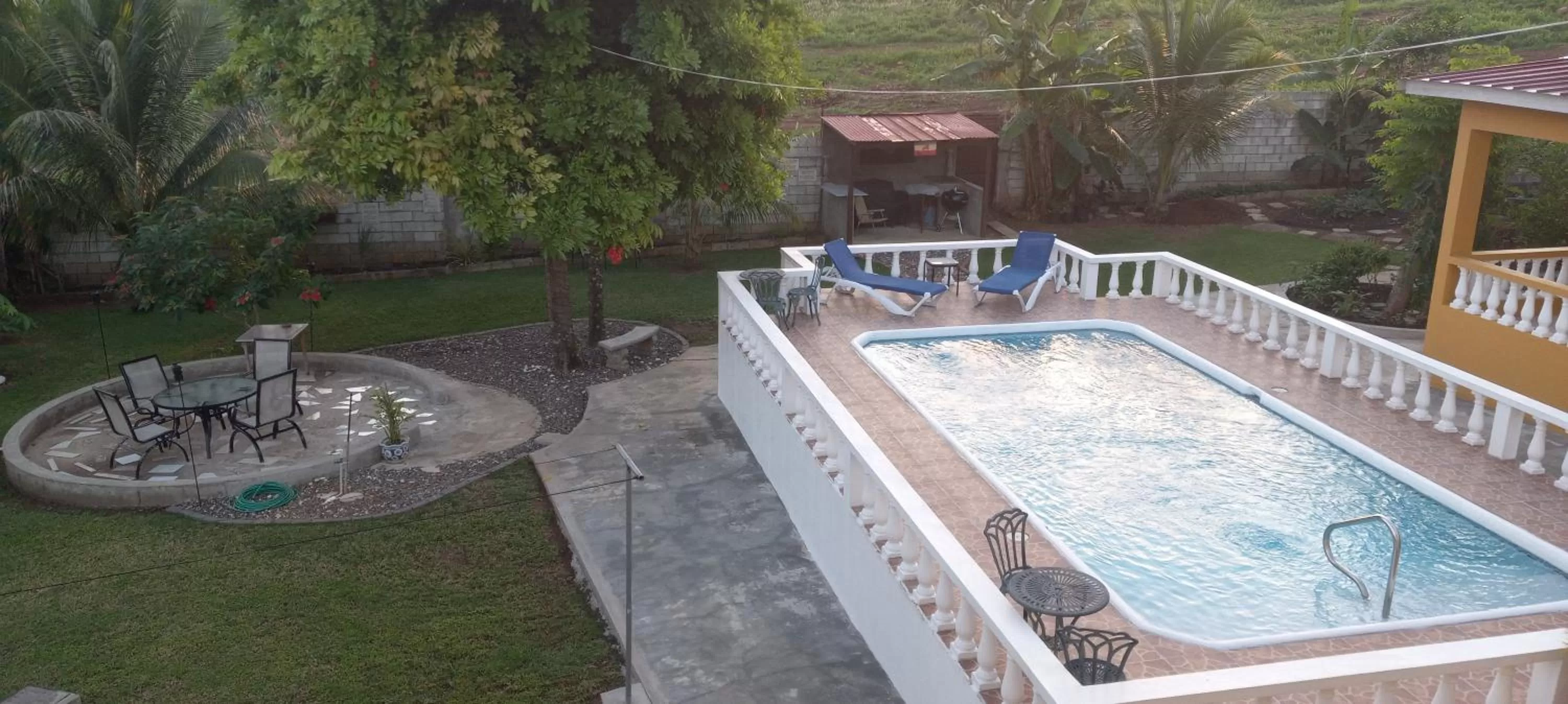 Swimming Pool in Modrians