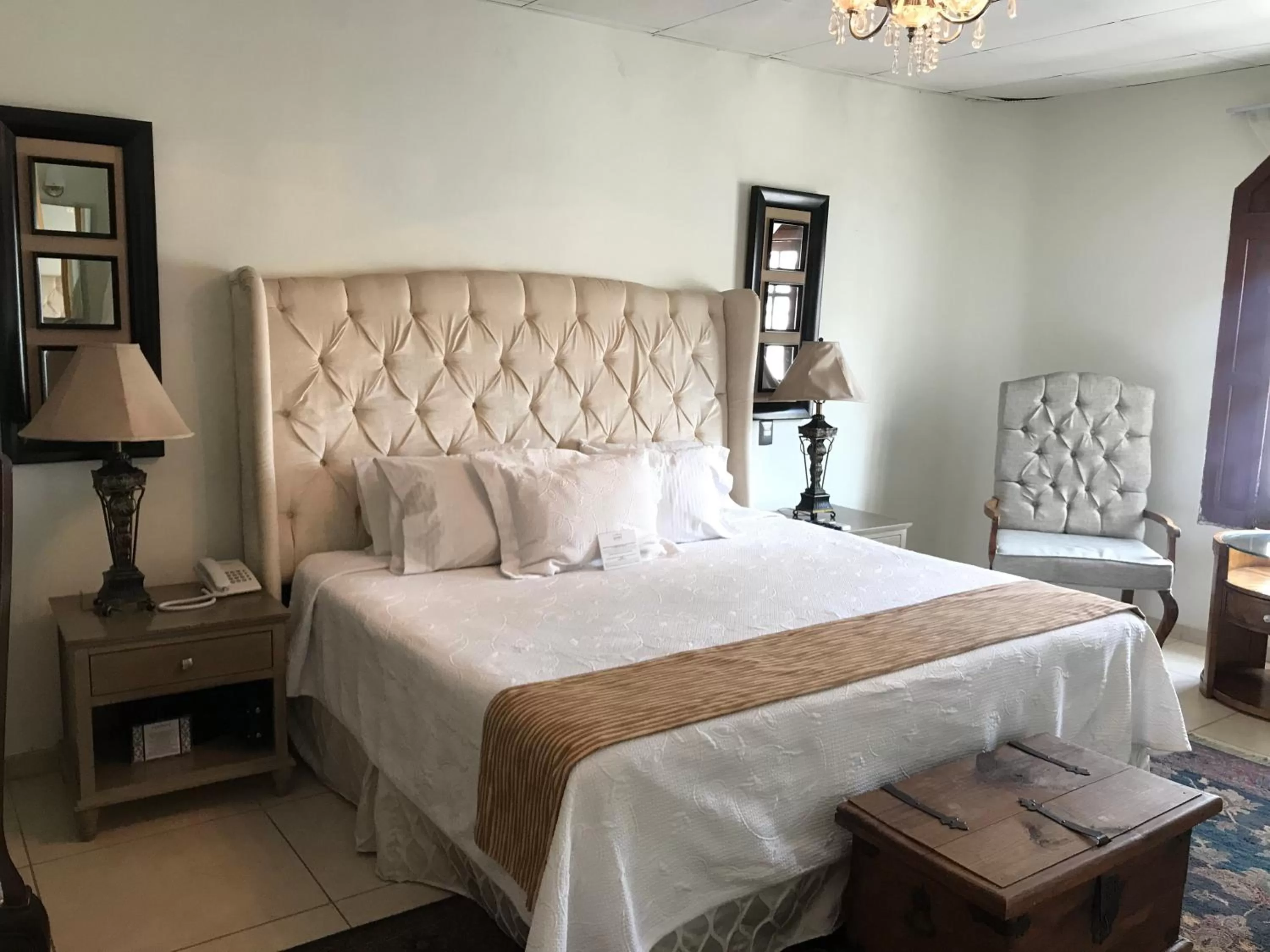 Bed in Casa Monraz Hotel Boutique