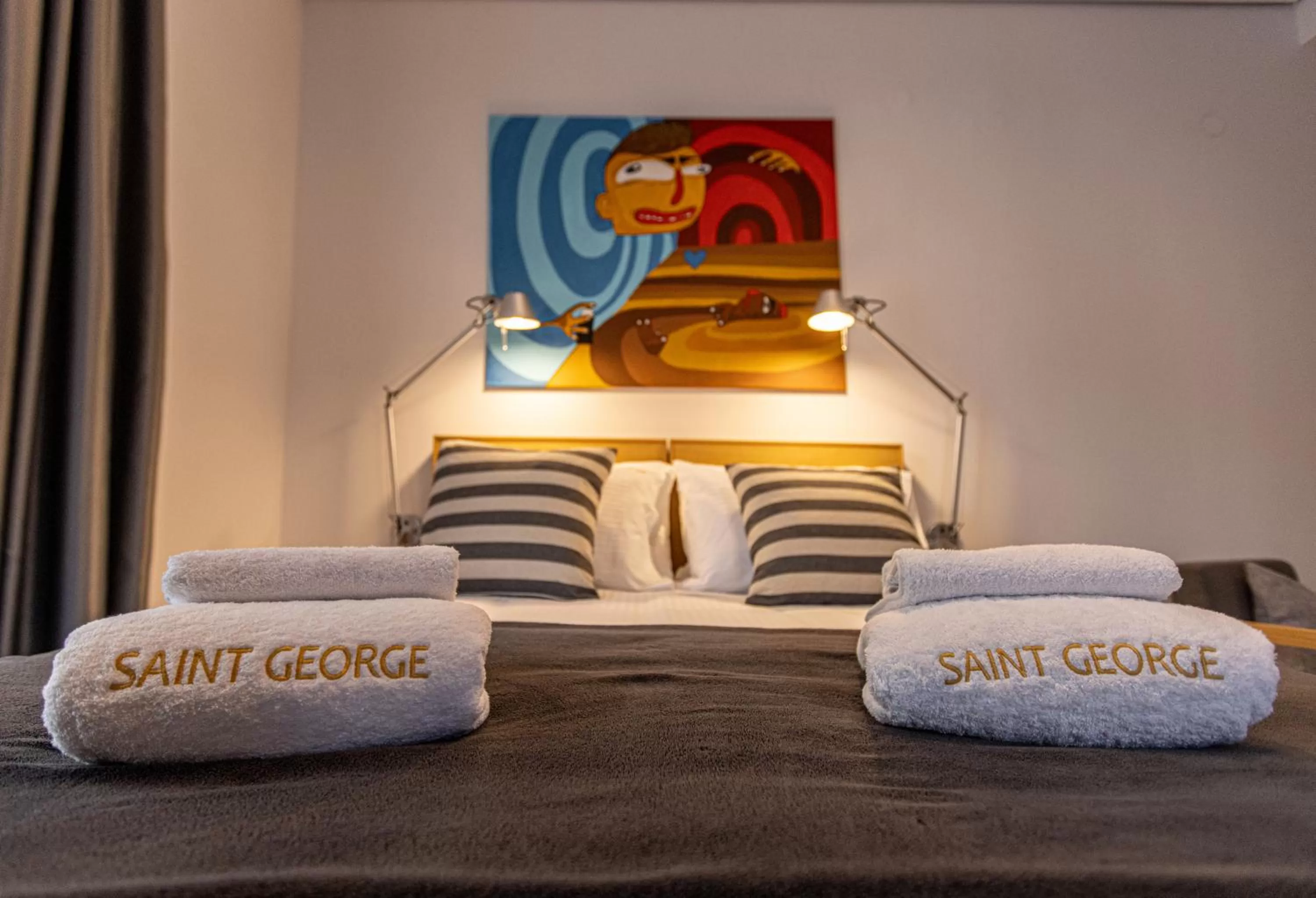 Logo/Certificate/Sign, Bed in Saint George Boutique Rooms