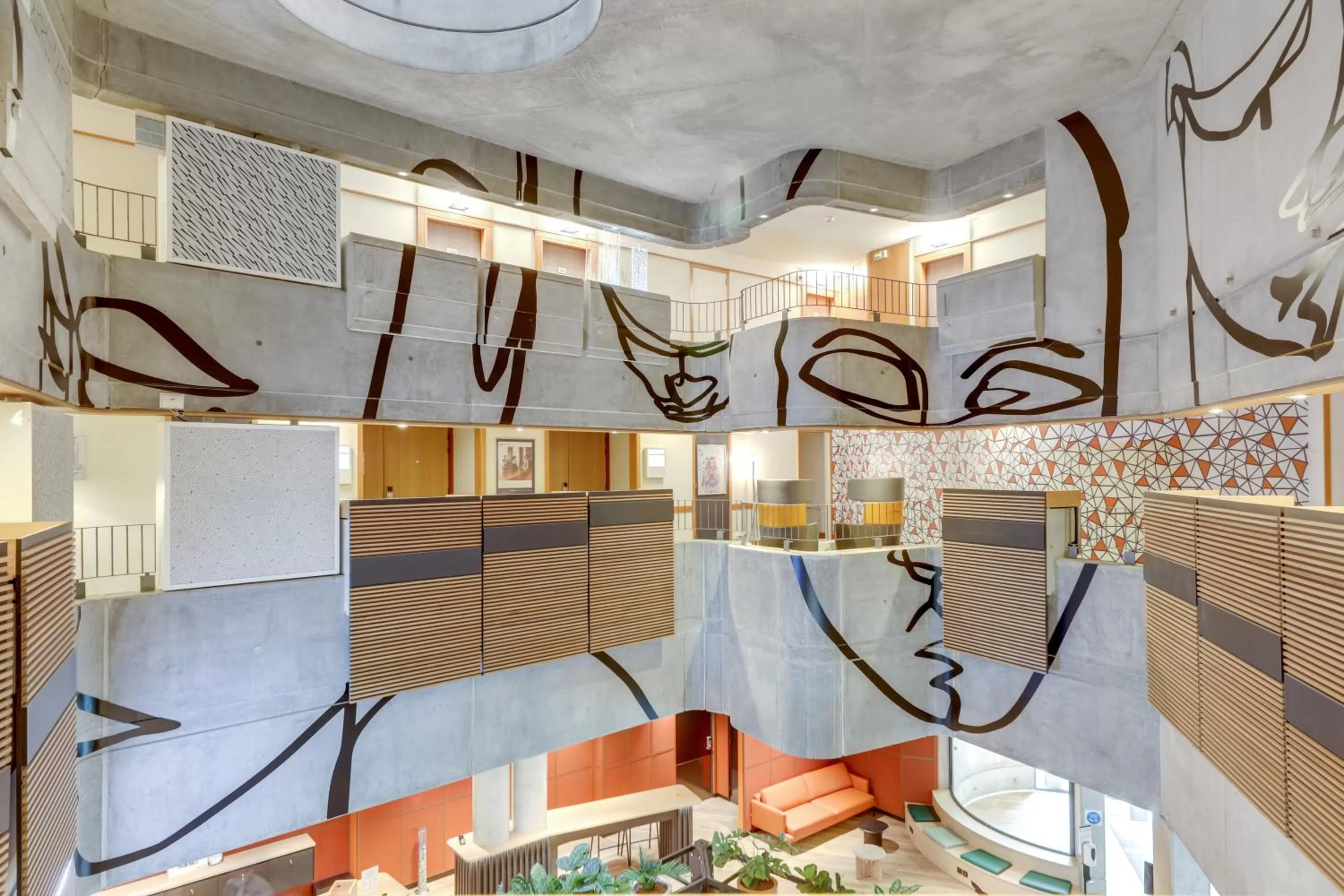 Lobby or reception in Novotel Paris Gare De Lyon